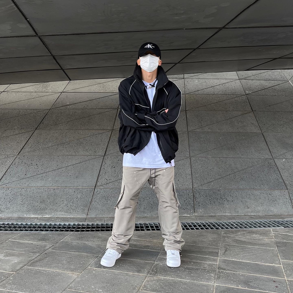 Our Legacy Ladon Leather Keychain Black, Nike Air Force 1 '07 Low White 착용 스타일