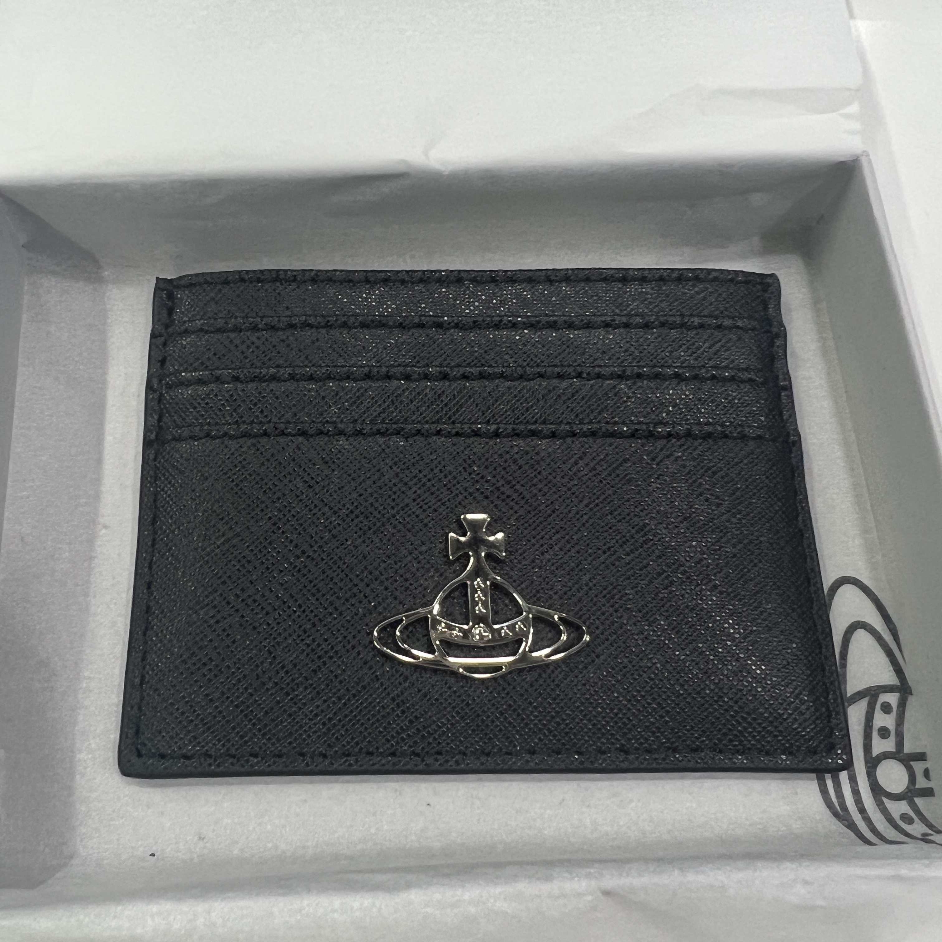 Vivienne Westwood Logo Card Holder Black 착용 스타일