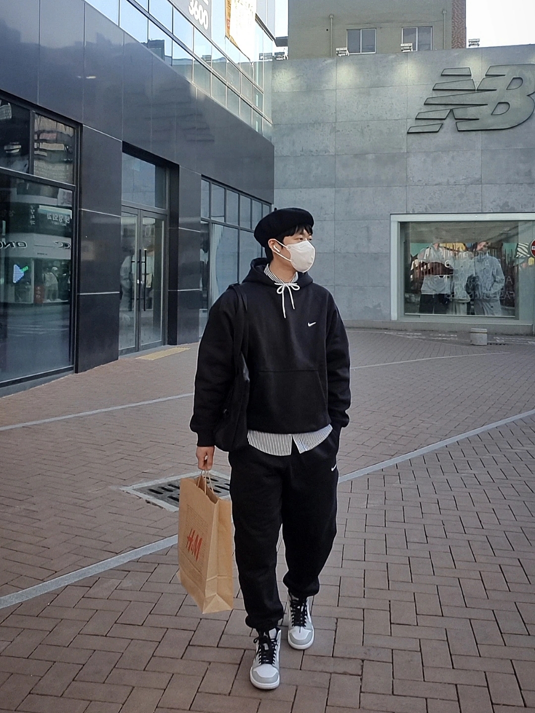Nike NRG Solo Swoosh Fleece Pants Black White - Asia, Nike NRG Solo Swoosh Fleece Hoodie Black White - Asia 착용 스타일