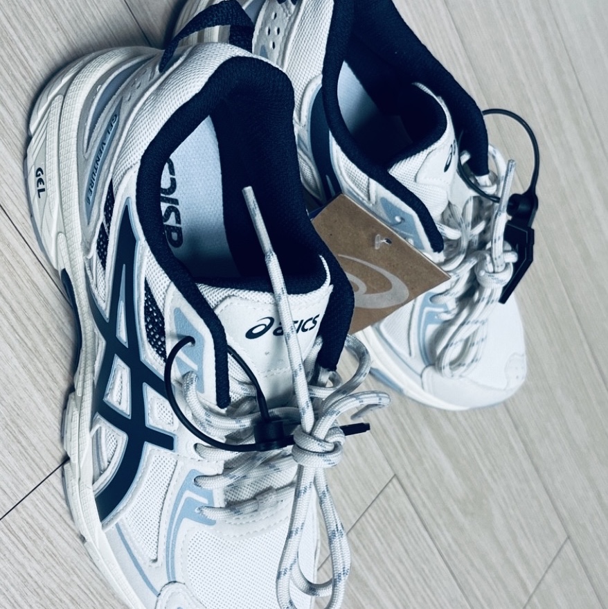 Asics Gel-Venture 6 SPS Birch French Blue 착용 스타일