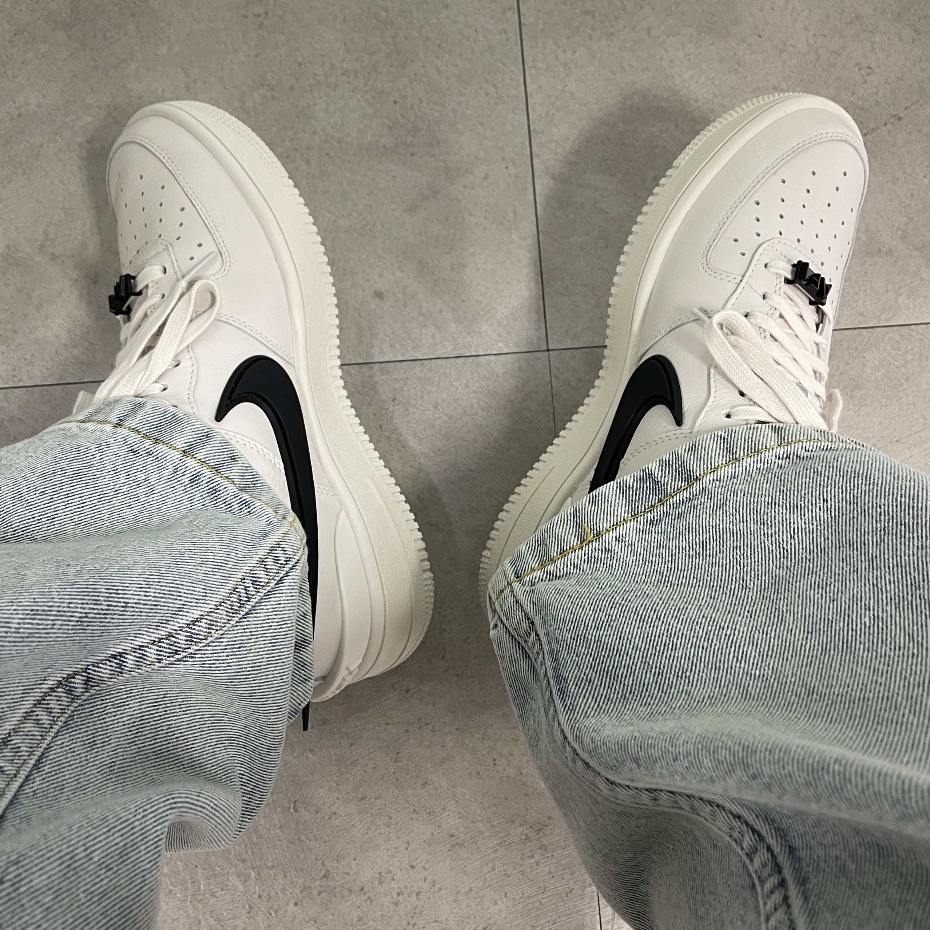 Nike x Ambush Air Force 1 Low SP Phantom 착용 스타일