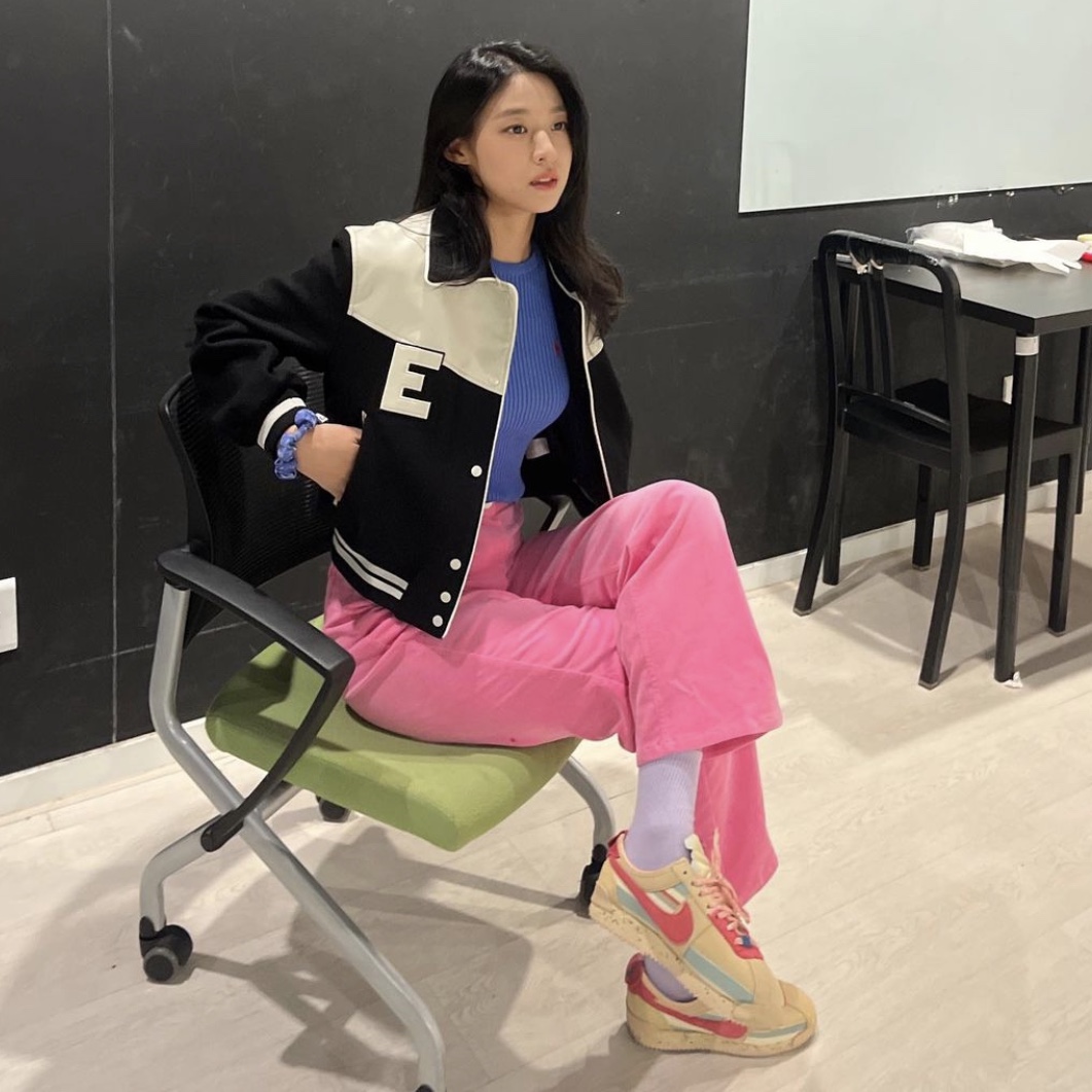 get shopping with me🛍️님의 스타일 - 1