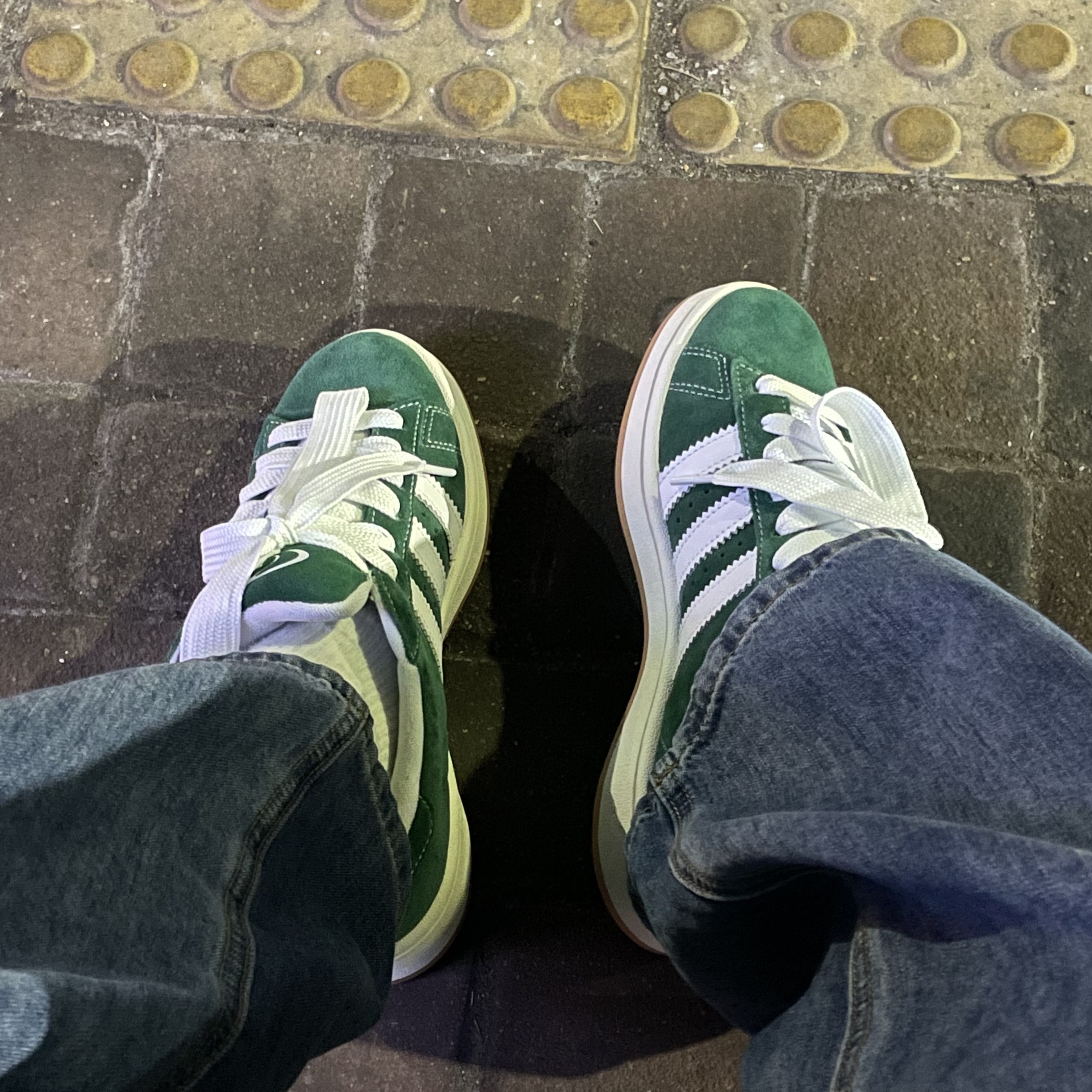 Adidas Campus 00s Dark Green 착용 스타일