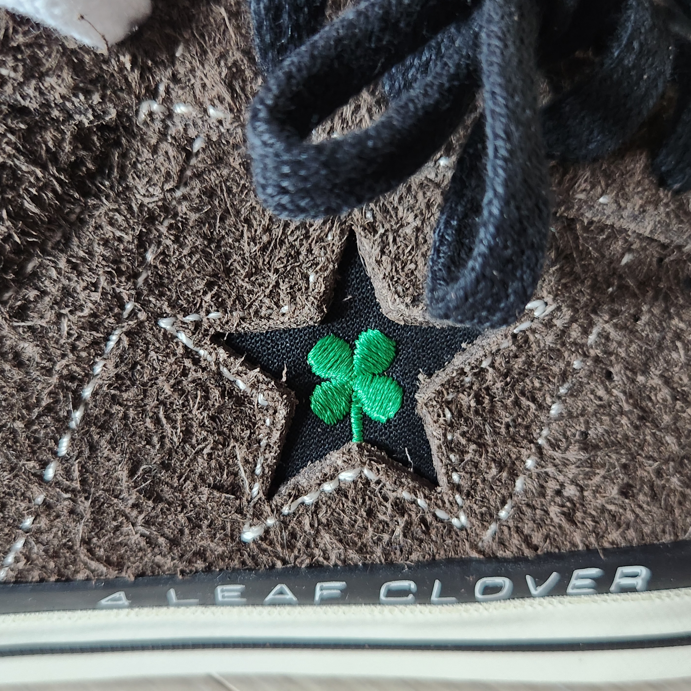 Converse x Patta One Star Pro Ox Java 착용 스타일 - 3