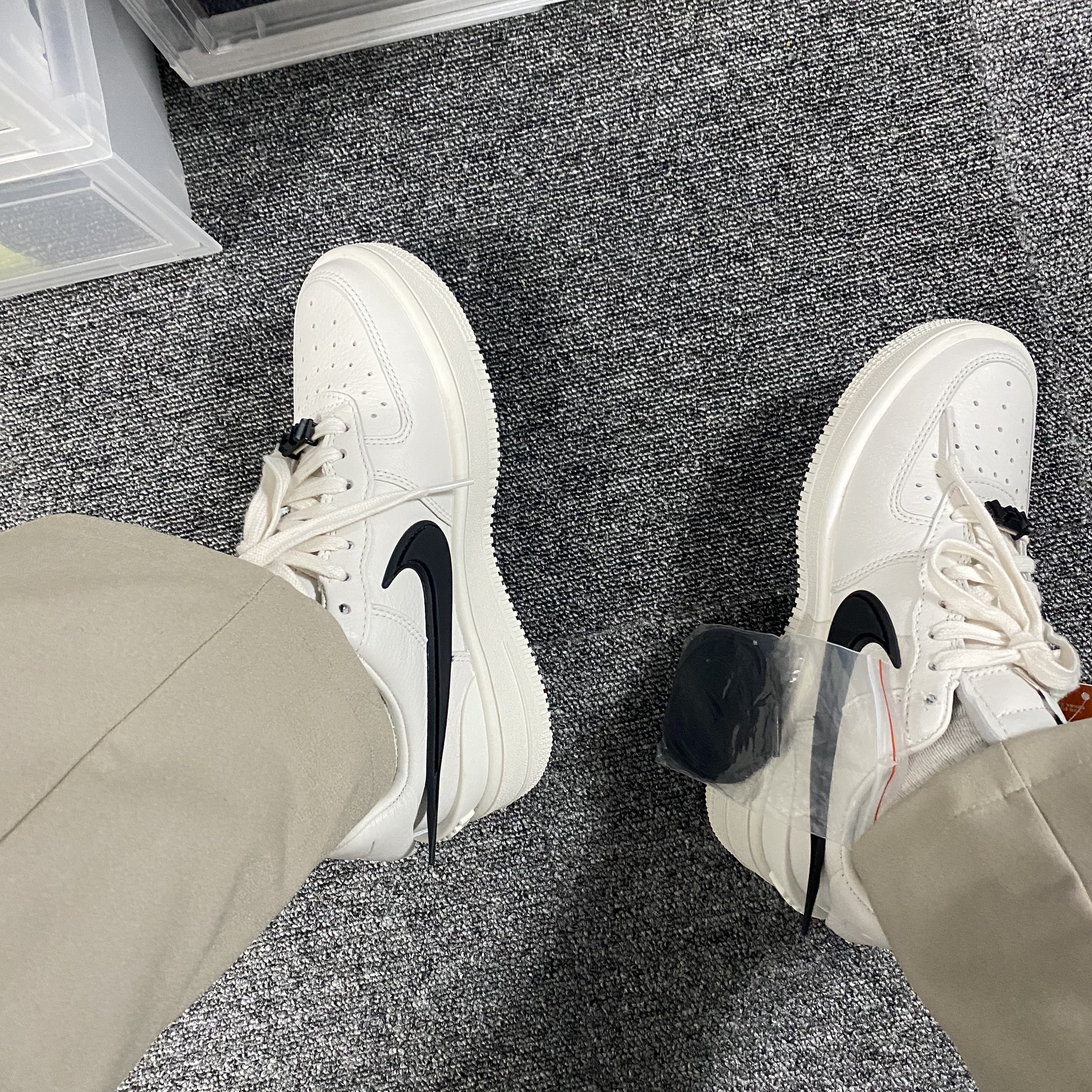Nike x Ambush Air Force 1 Low SP Phantom, Nike x Ambush Air Force 1 Low SP Black 착용 스타일 - 2