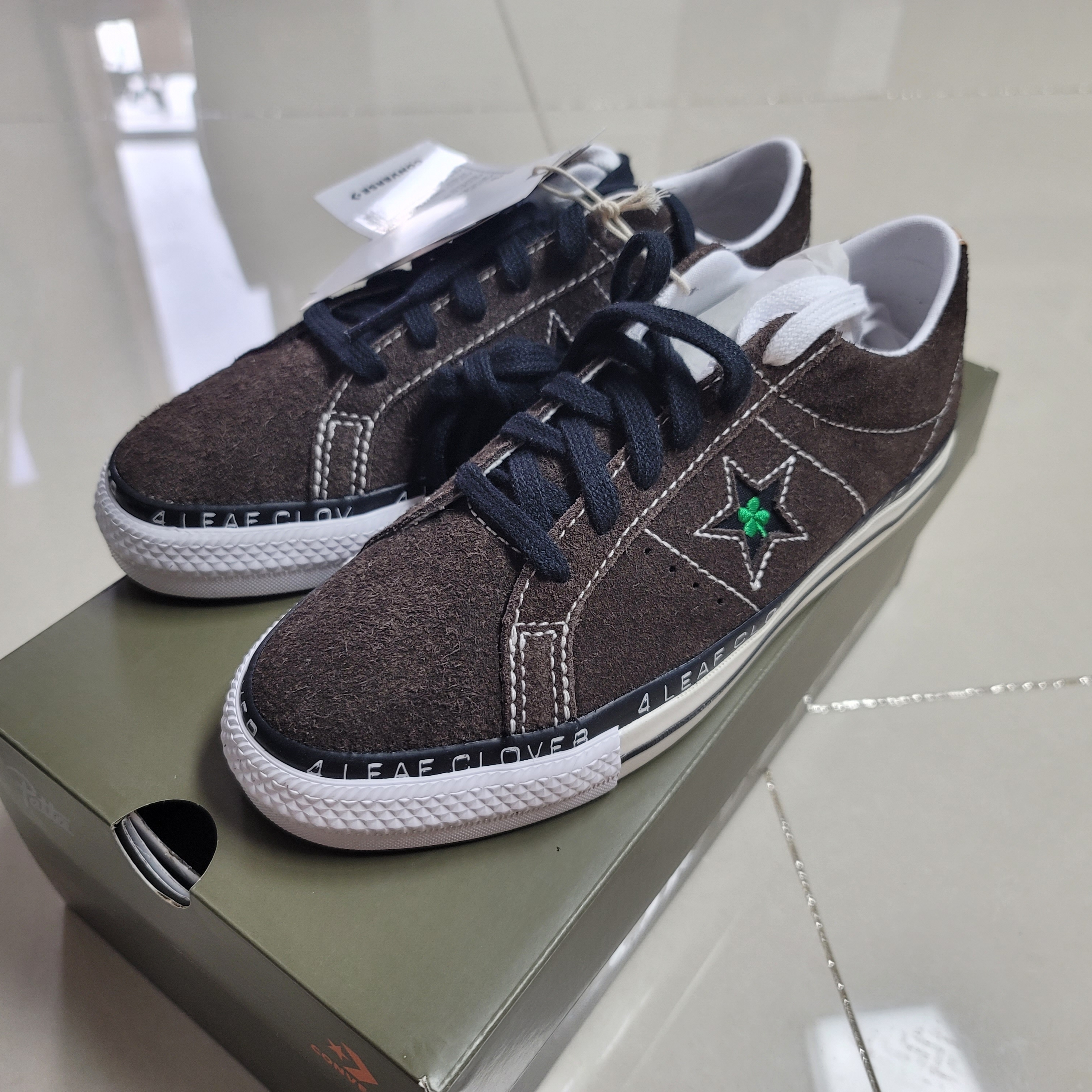 Converse x Patta One Star Pro Ox Java 착용 스타일 - 1