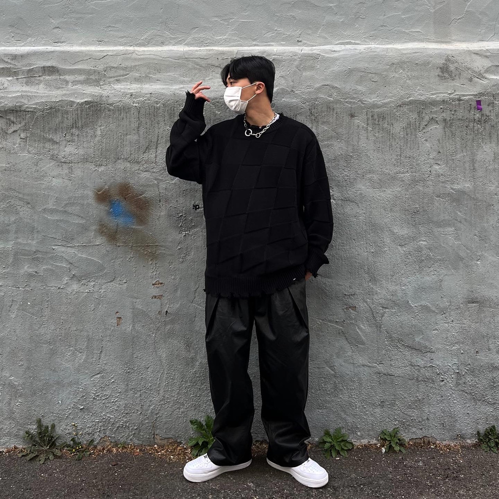 Our Legacy Ladon Brass Keychain Matte Nickel, Nike Air Force 1 '07 Low White 착용 스타일