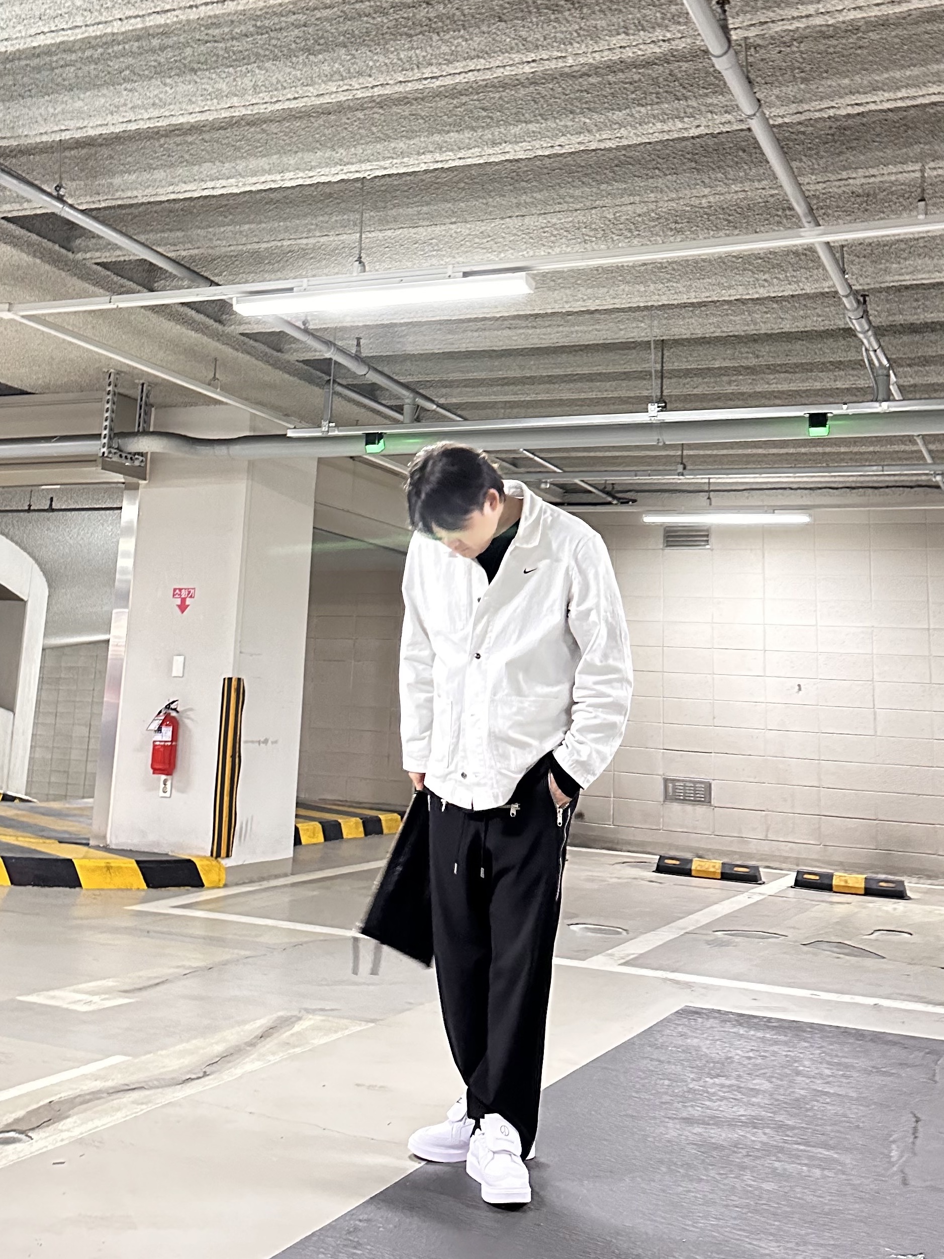 Nike x Peaceminusone Kwondo1 White, Stussy Basic Stussy LS T-Shirt Black 2022 착용 스타일 - 2