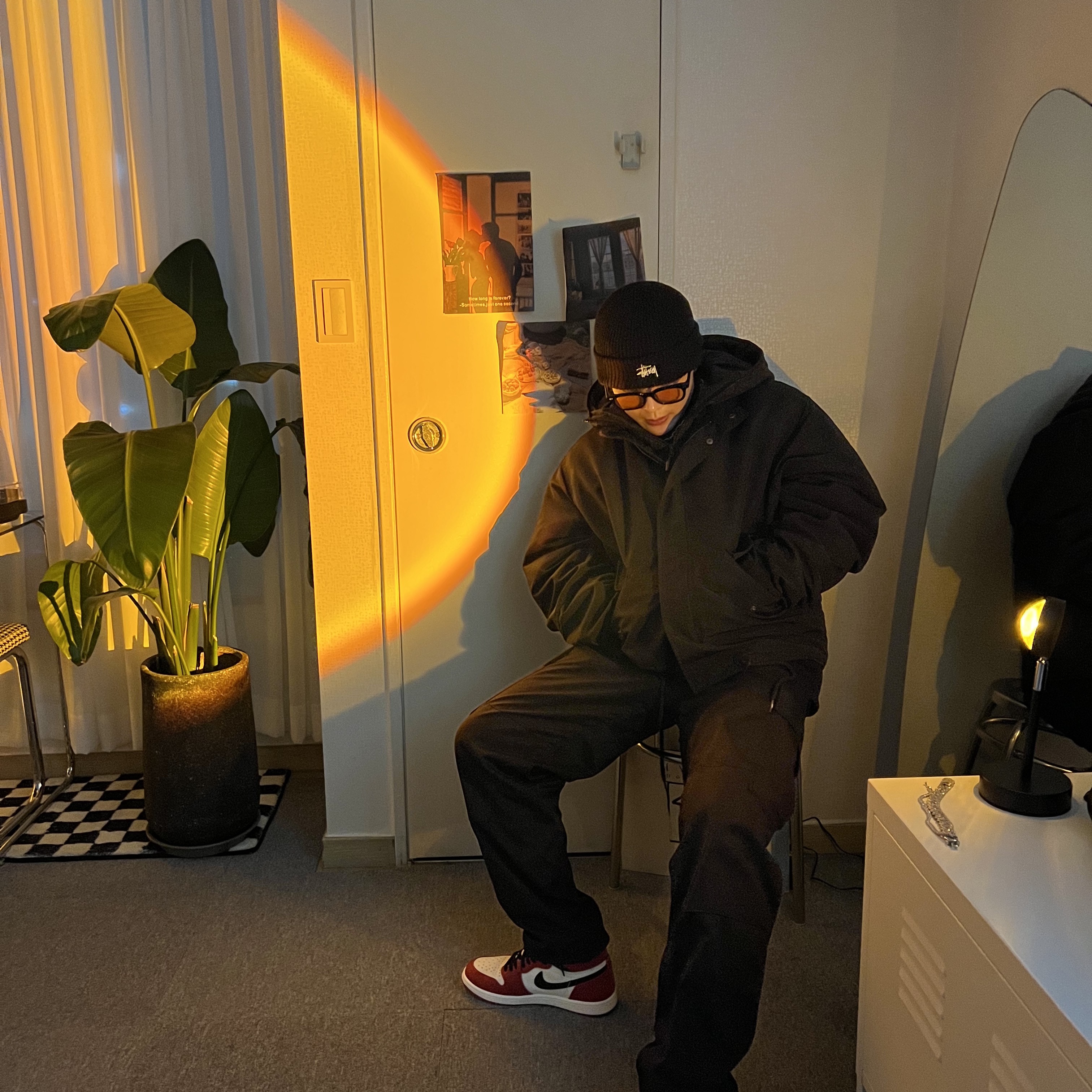Stussy Basic Cuff Beanie Black, Jordan 1 Retro High OG Chicago 2022 착용 스타일 - 2