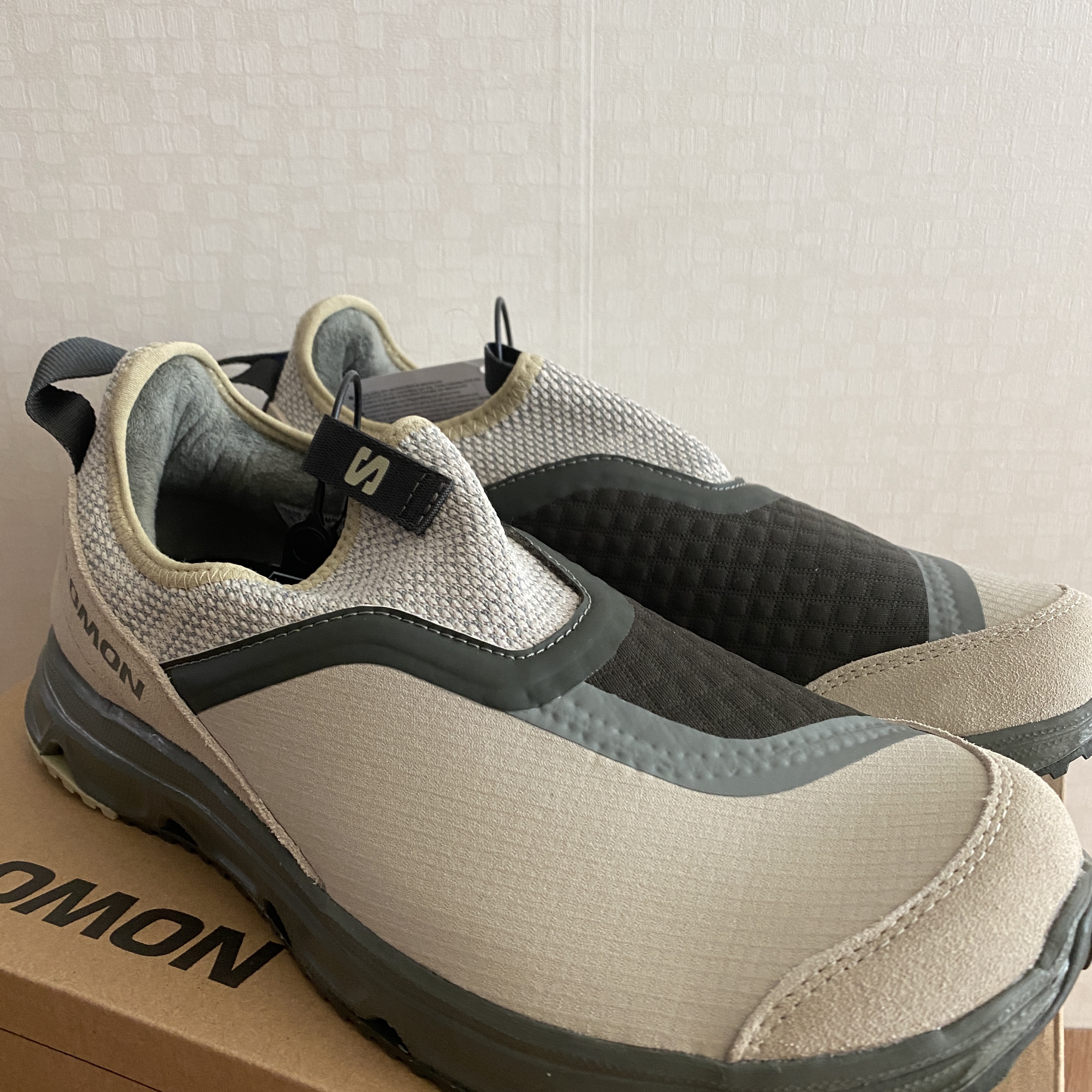 Salomon RX Snug Moss Gray 착용 스타일 - 2