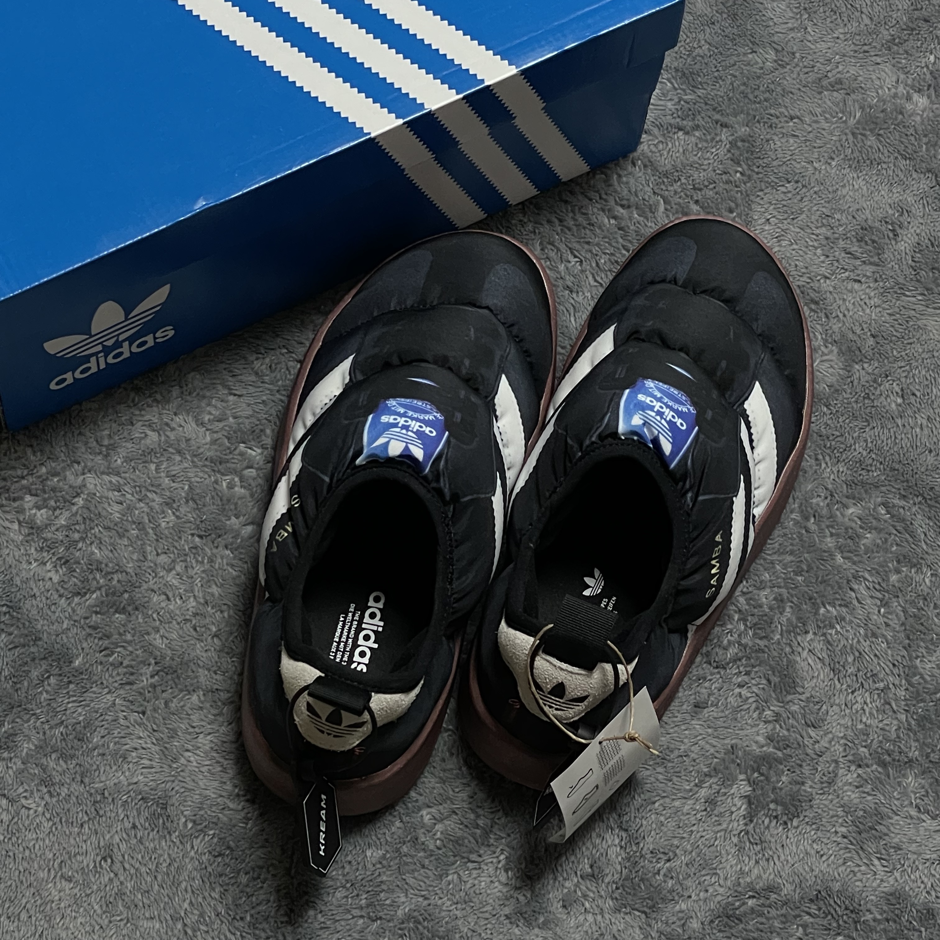 Adidas Puffylette Samba Core Black 착용 스타일