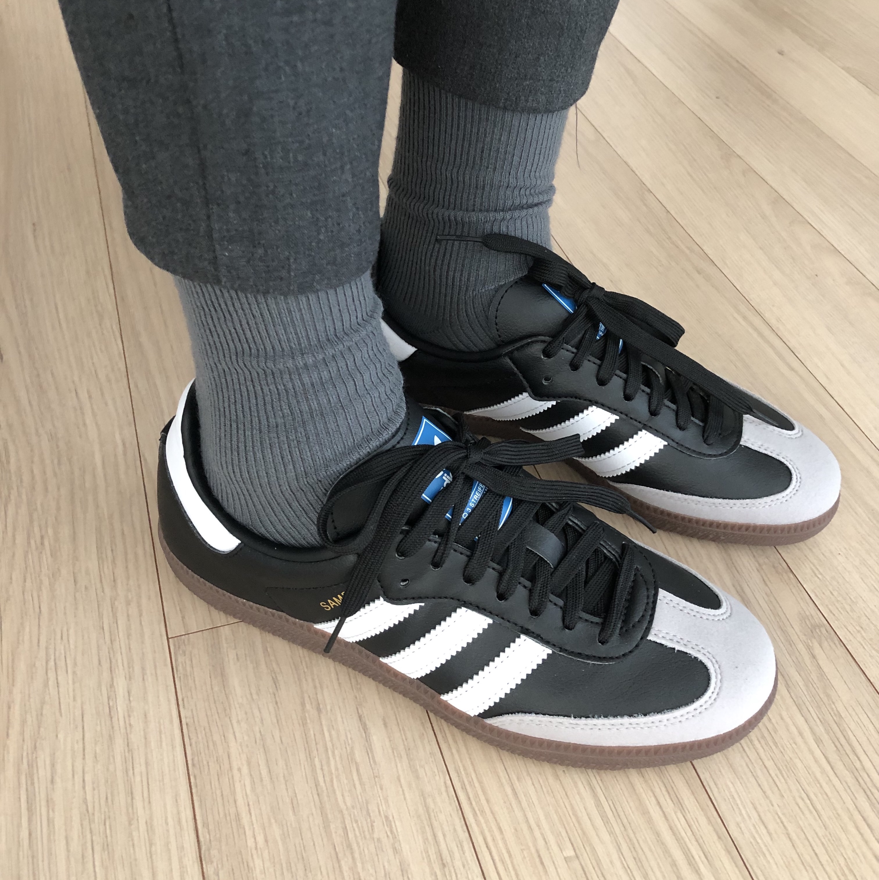 Adidas Samba Vegan Black White 착용 스타일
