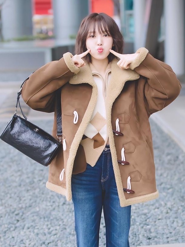 get shopping with me🛍️님의 스타일 - 2