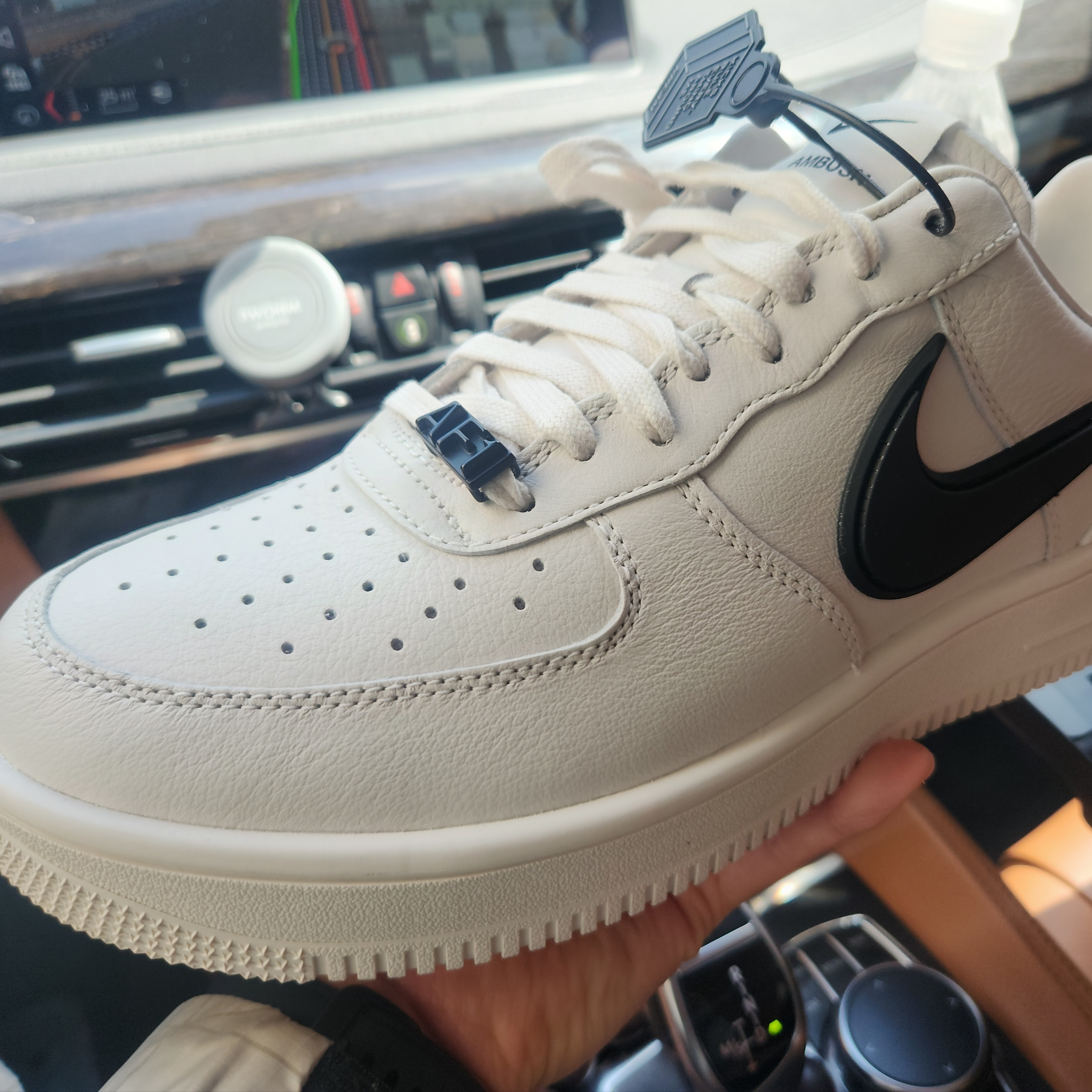 Nike x Ambush Air Force 1 Low SP Phantom 착용 스타일 - 2