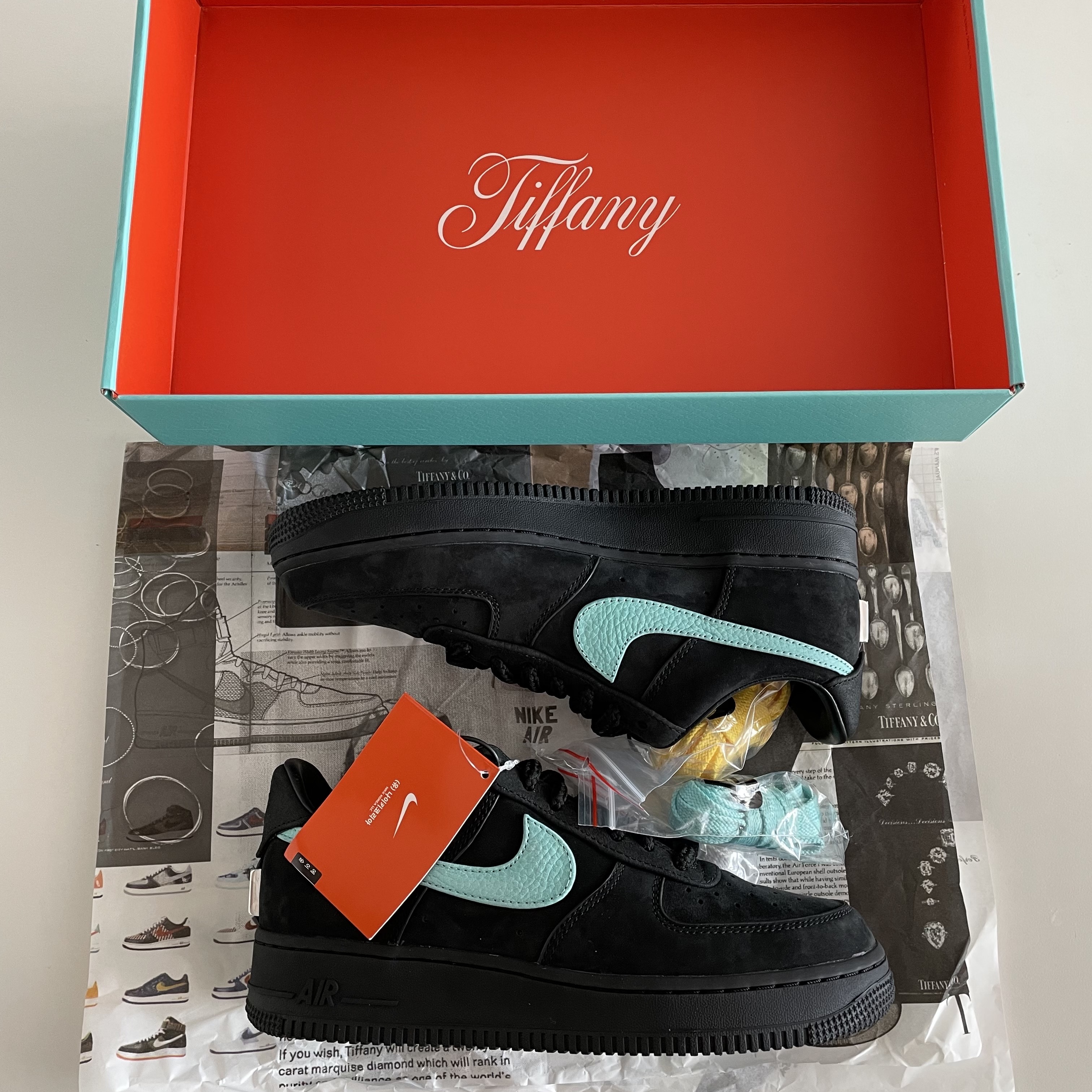 Nike x Tiffany & Co. Air Force 1 Low SP 1837 착용 스타일