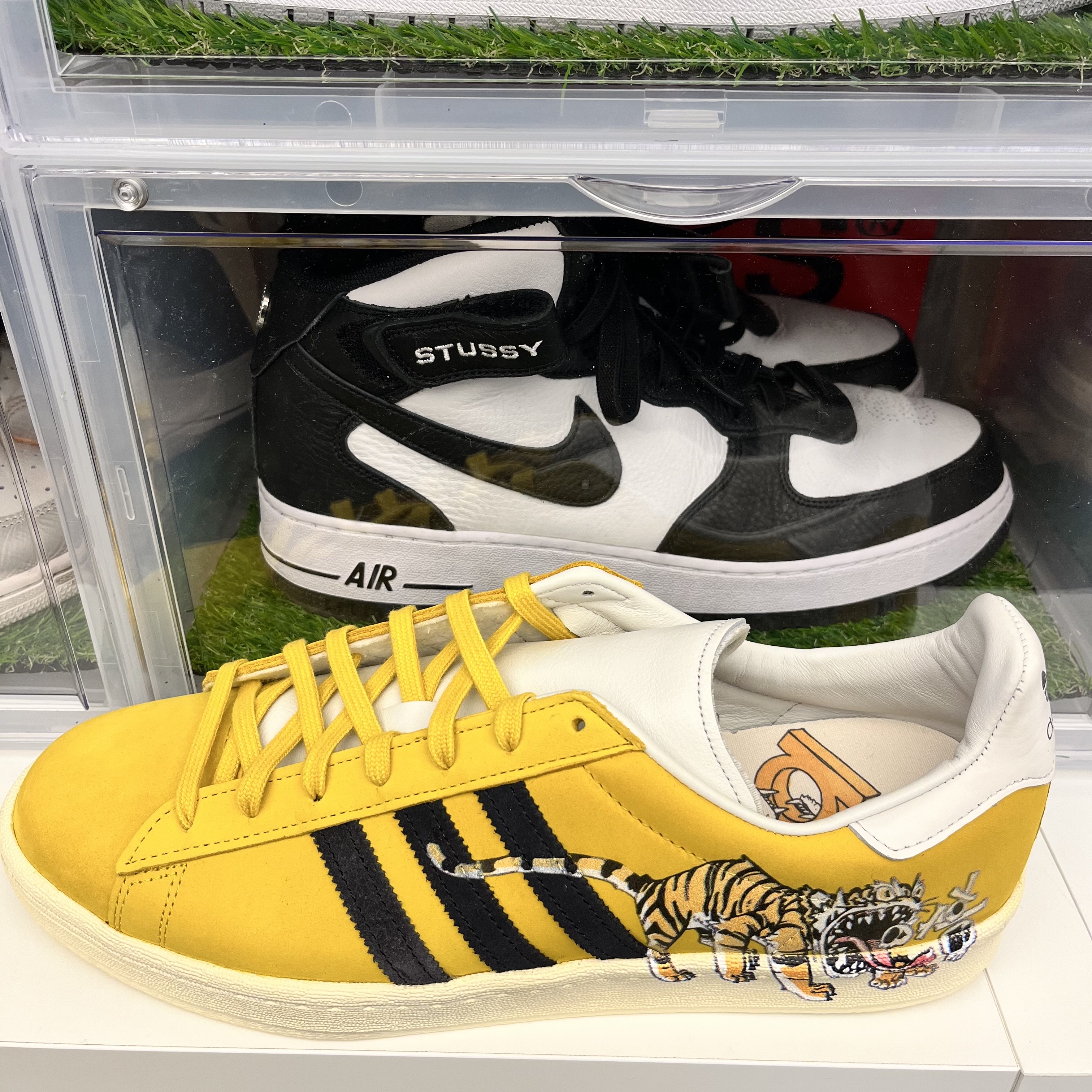 Adidas x Kasina x Kim Jung Gi Campus Hazy Yellow (Special Package) 착용 스타일 - 2