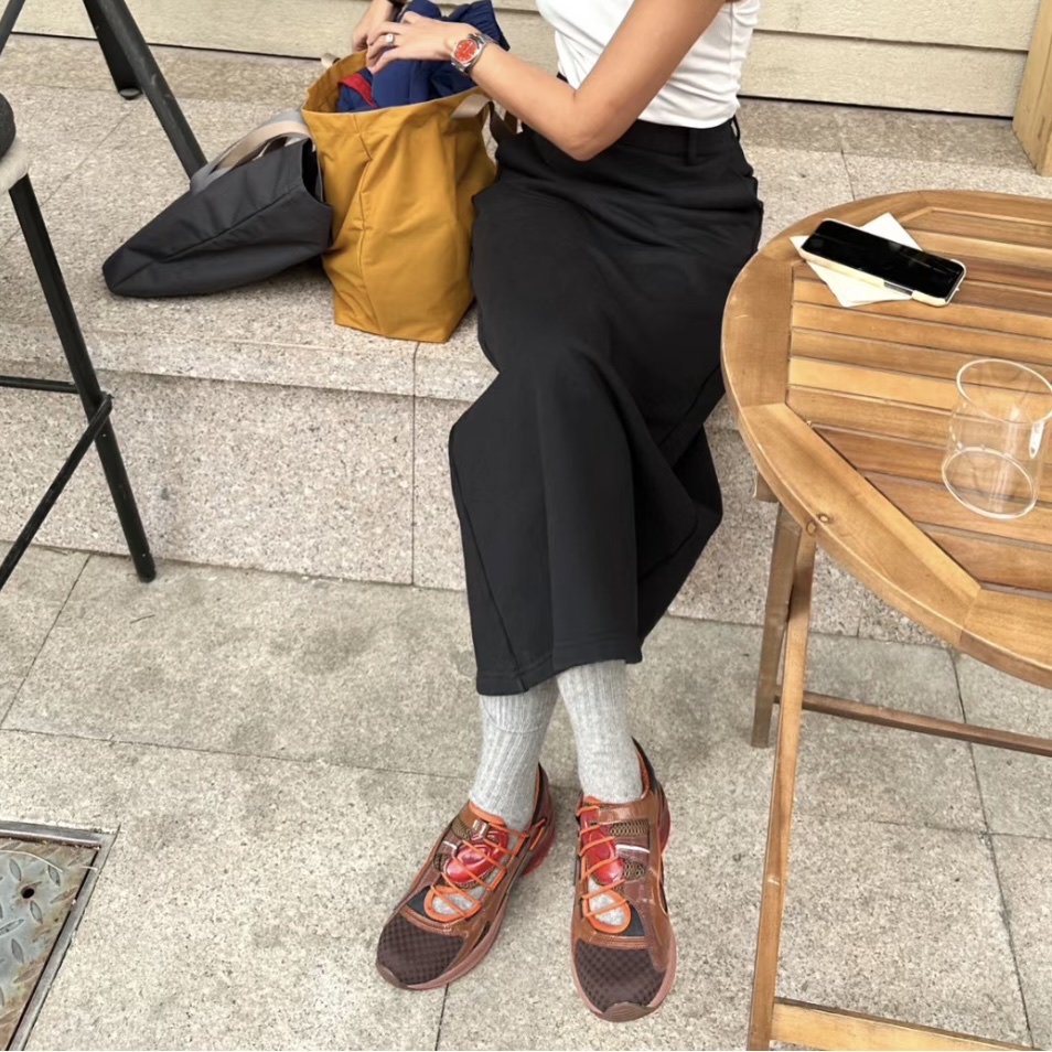 (W) Asics x Kiko Kostadinov Gel-Aurania Coffee 착용 스타일 - 4