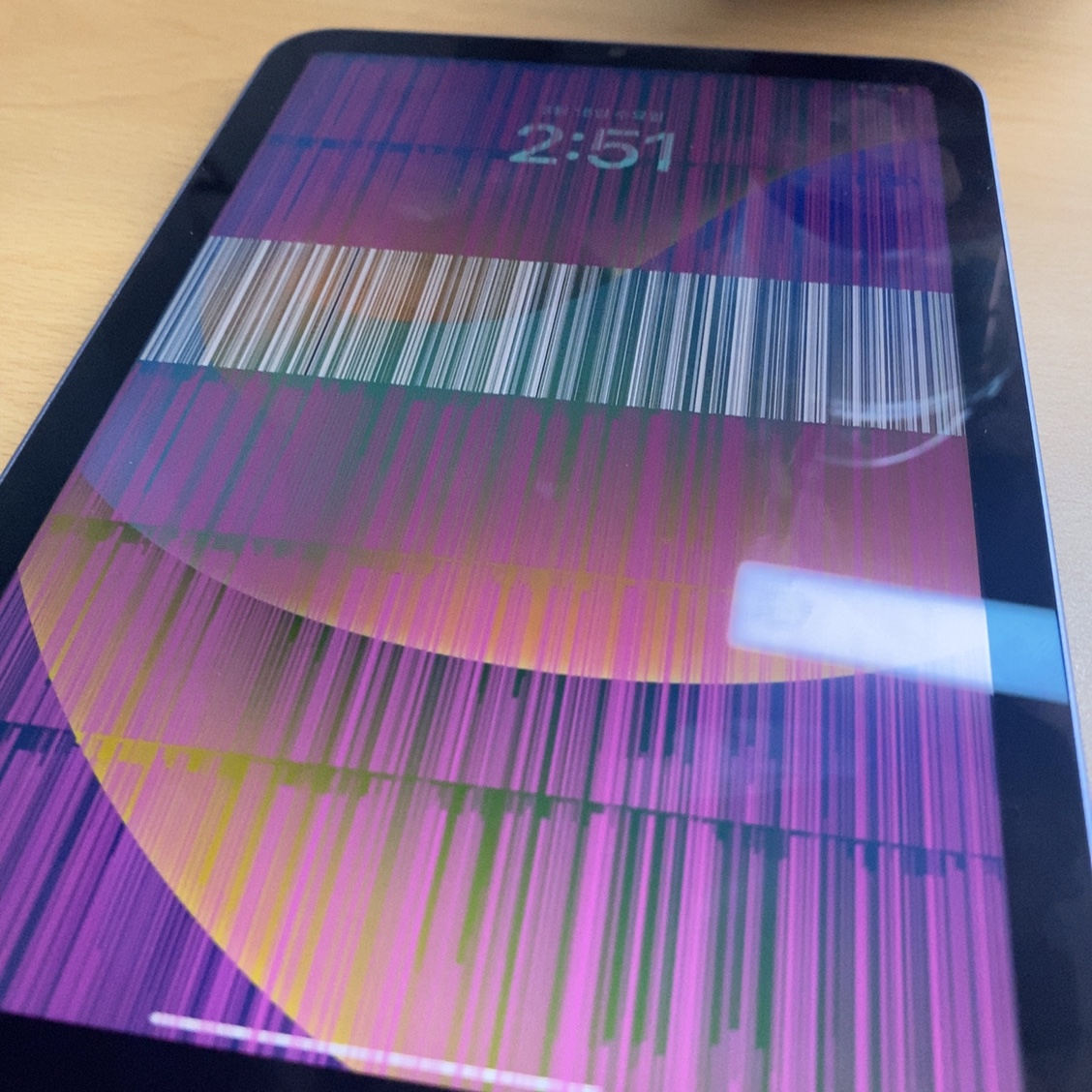 Apple iPad Mini 6th Gen Wifi 64GB Purple (Korean Ver.) 착용 스타일 - 2