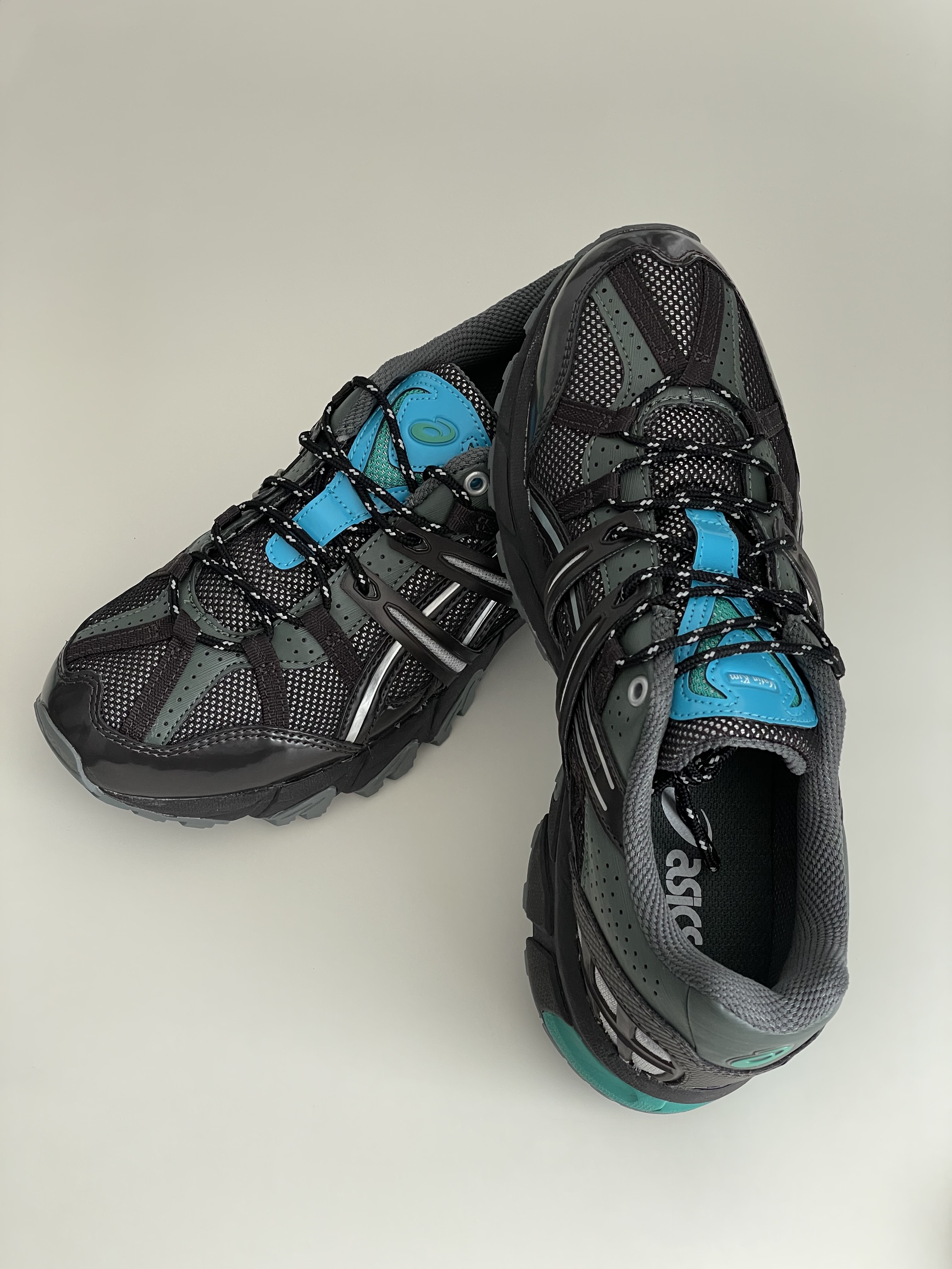 (W) Asics x Matin Kim Gel-Sonoma 15-50 Black Pure Silver 착용 스타일 - 2