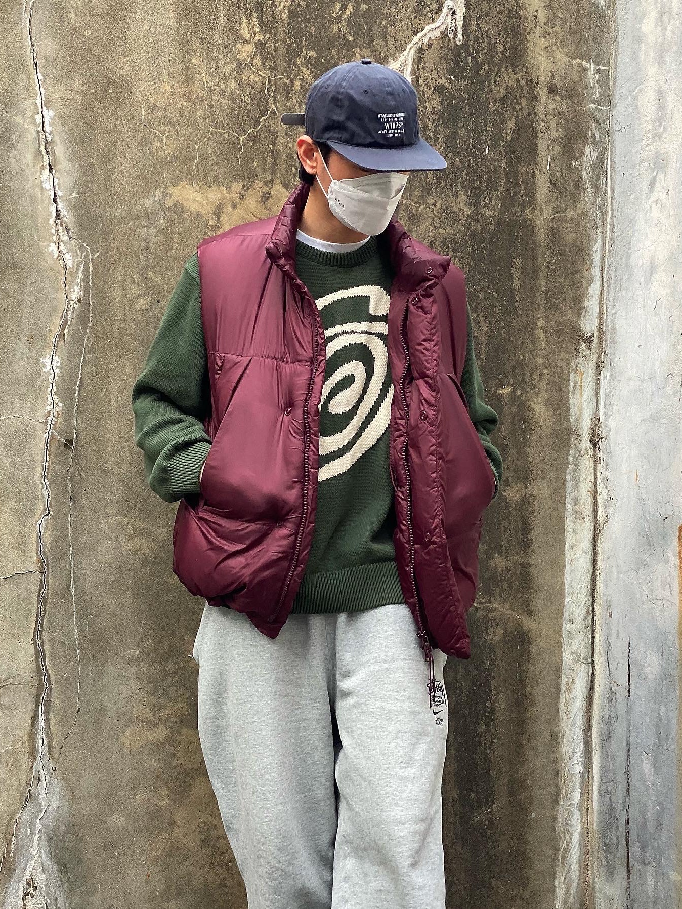 Stussy Curly S Sweater Green, Nike x Stussy NRG ZR Fleece Pants Heather Grey - US/EU 착용 스타일 - 3