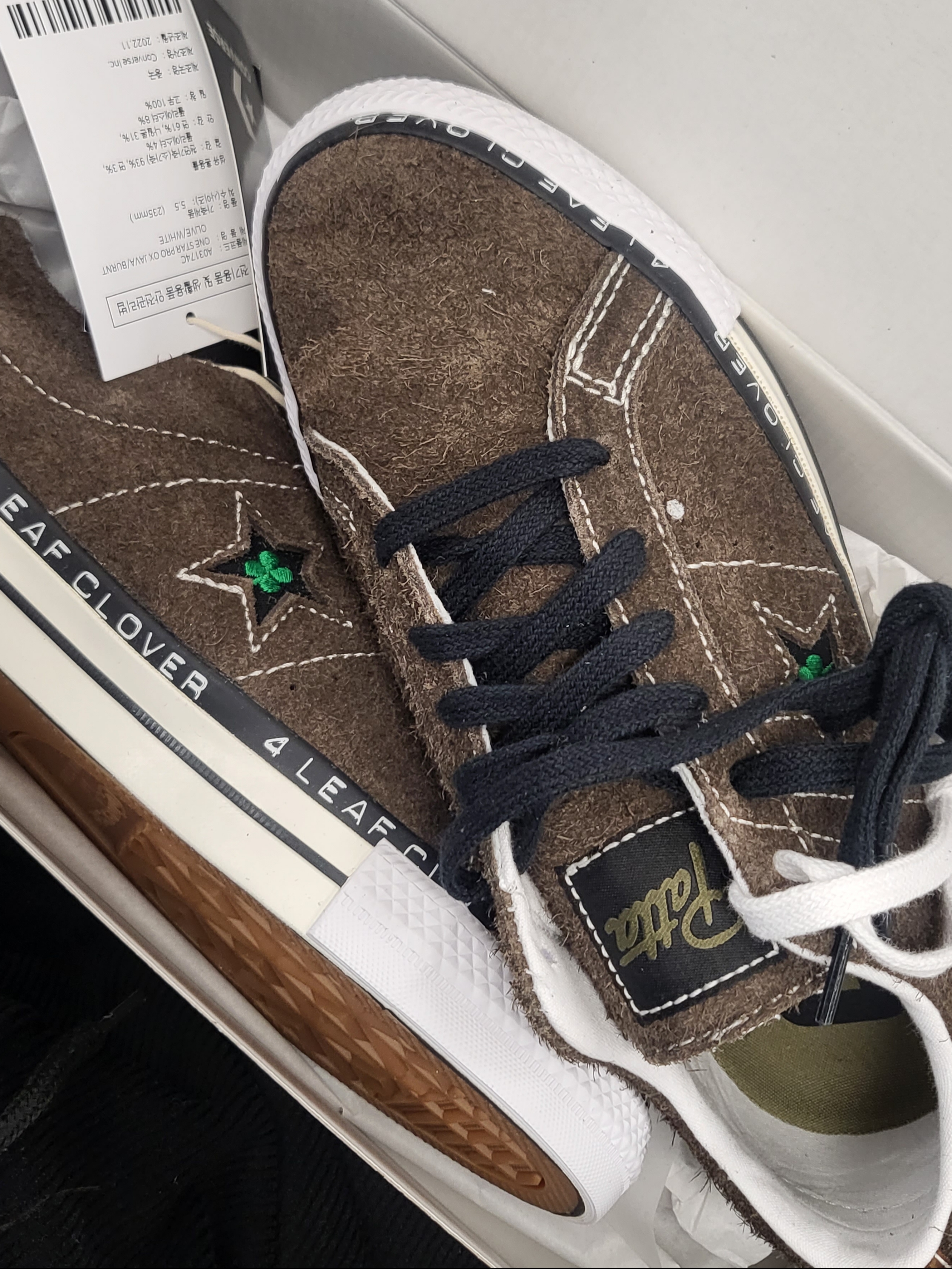 Converse x Patta One Star Pro Ox Java 착용 스타일 - 1