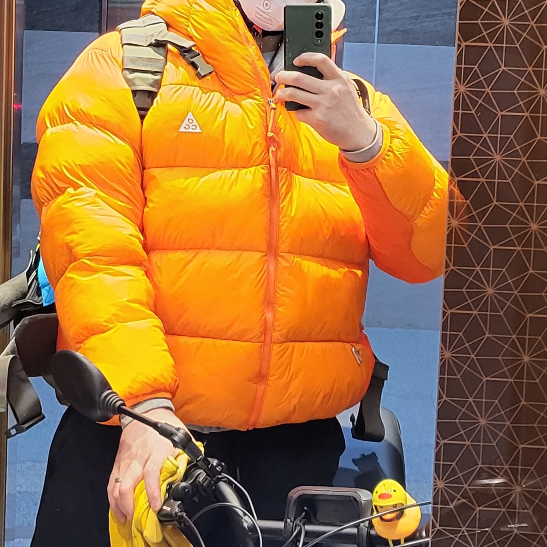 Nike ACG Therma-Fit ADV Lunar Lake Puffer Jacket Safety Orange - Asia 착용 스타일