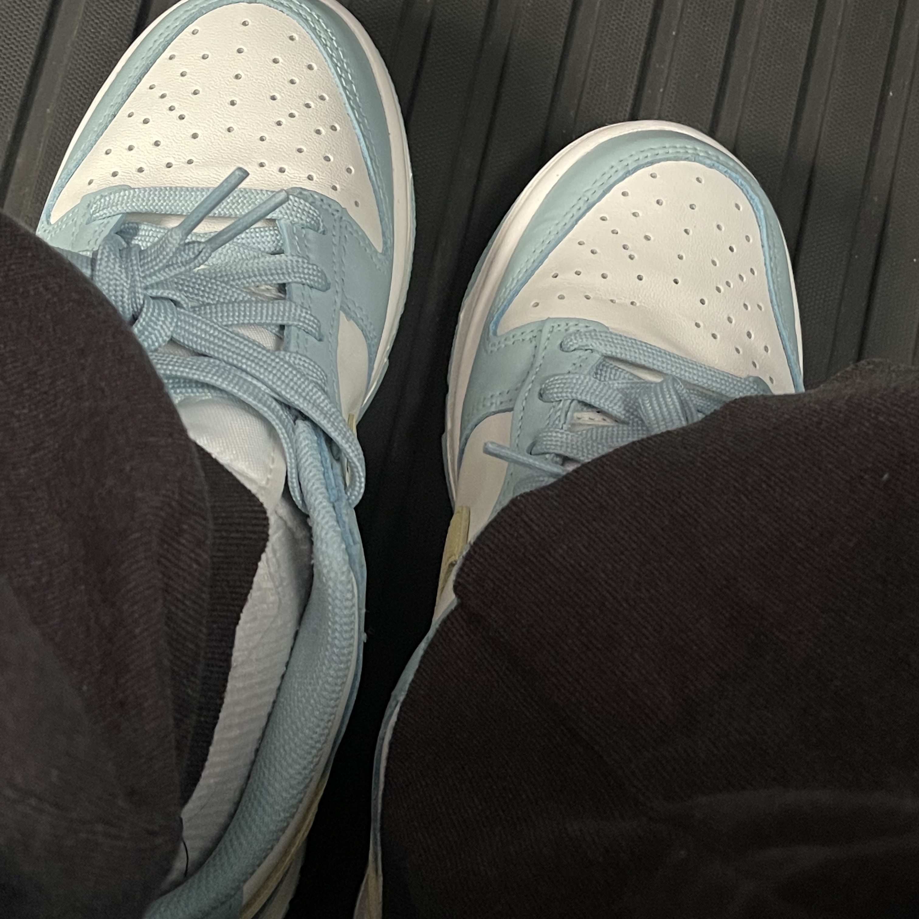 (W) Nike Dunk Low Sail Citron Tint 착용 스타일