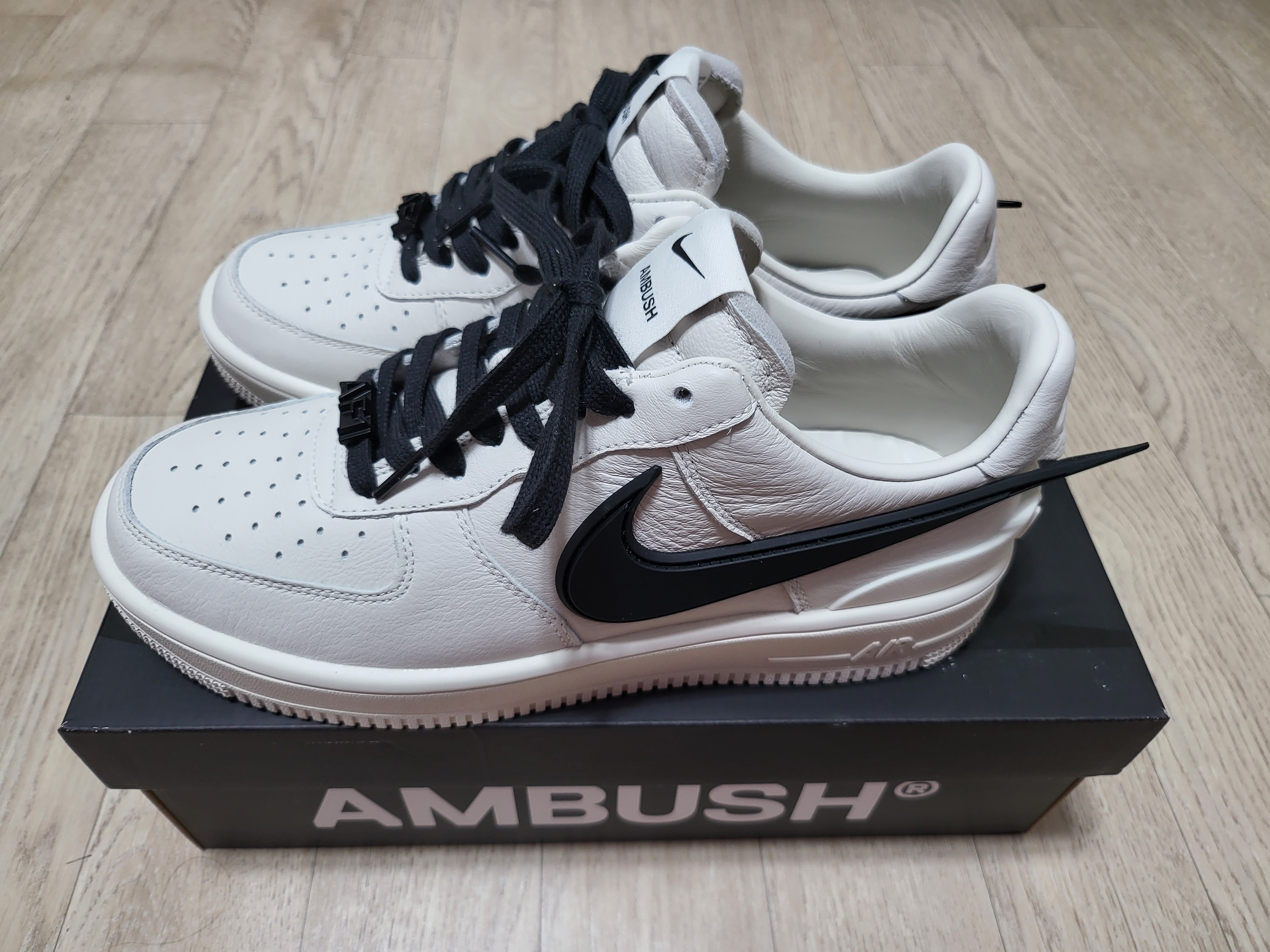 Nike x Ambush Air Force 1 Low SP Phantom 착용 스타일