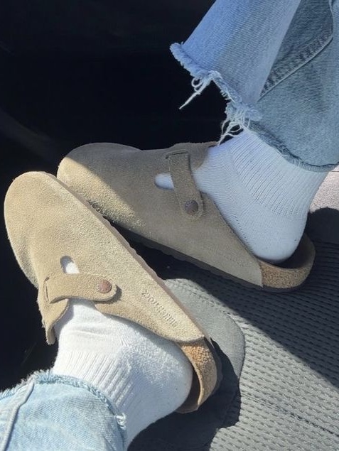 Birkenstock Boston Soft Footbed Taupe - Narrow, Birkenstock Boston Soft Footbed Taupe - Regular 착용 스타일