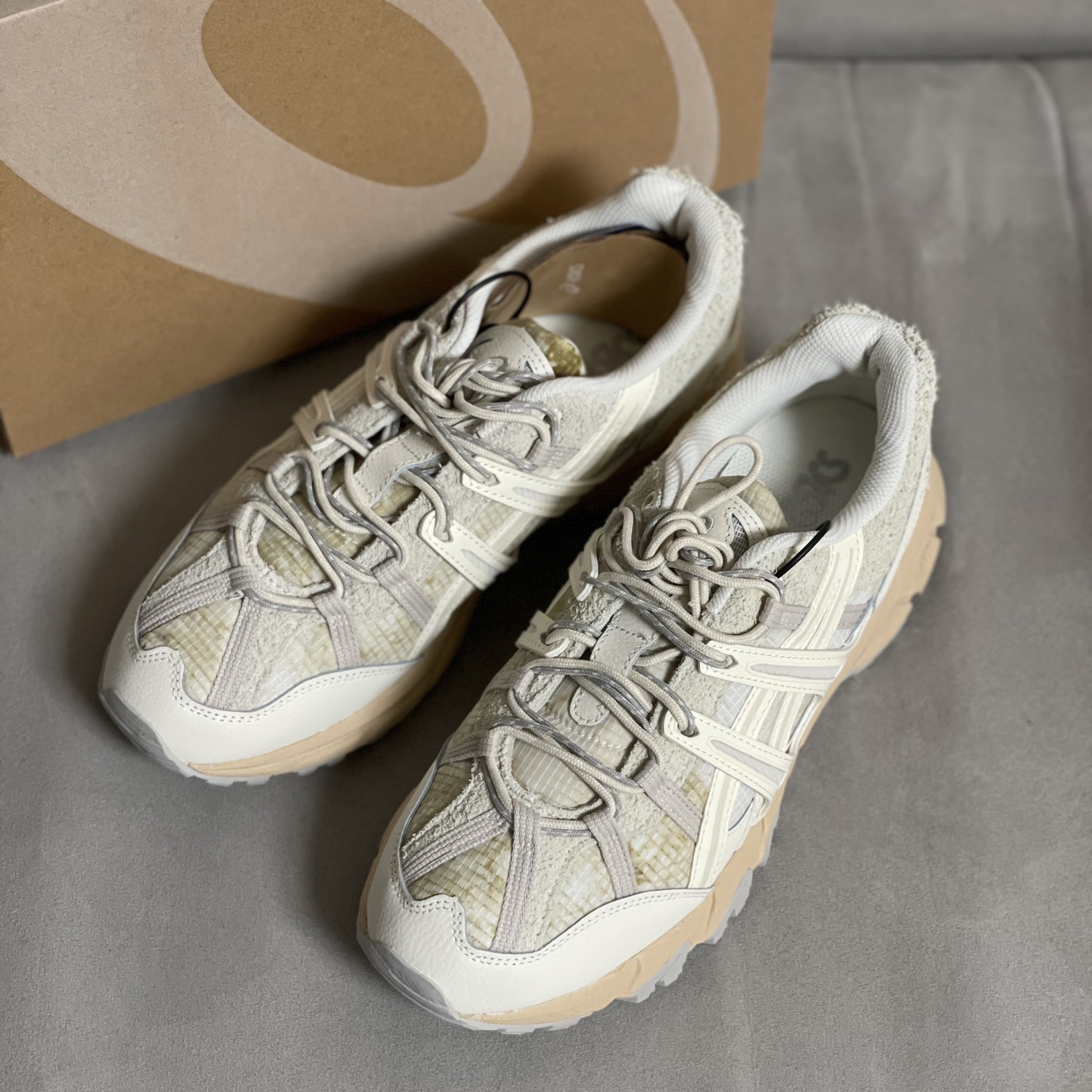 Asics Gel-Sonoma 15-50 Cream Oatmeal 착용 스타일 - 5
