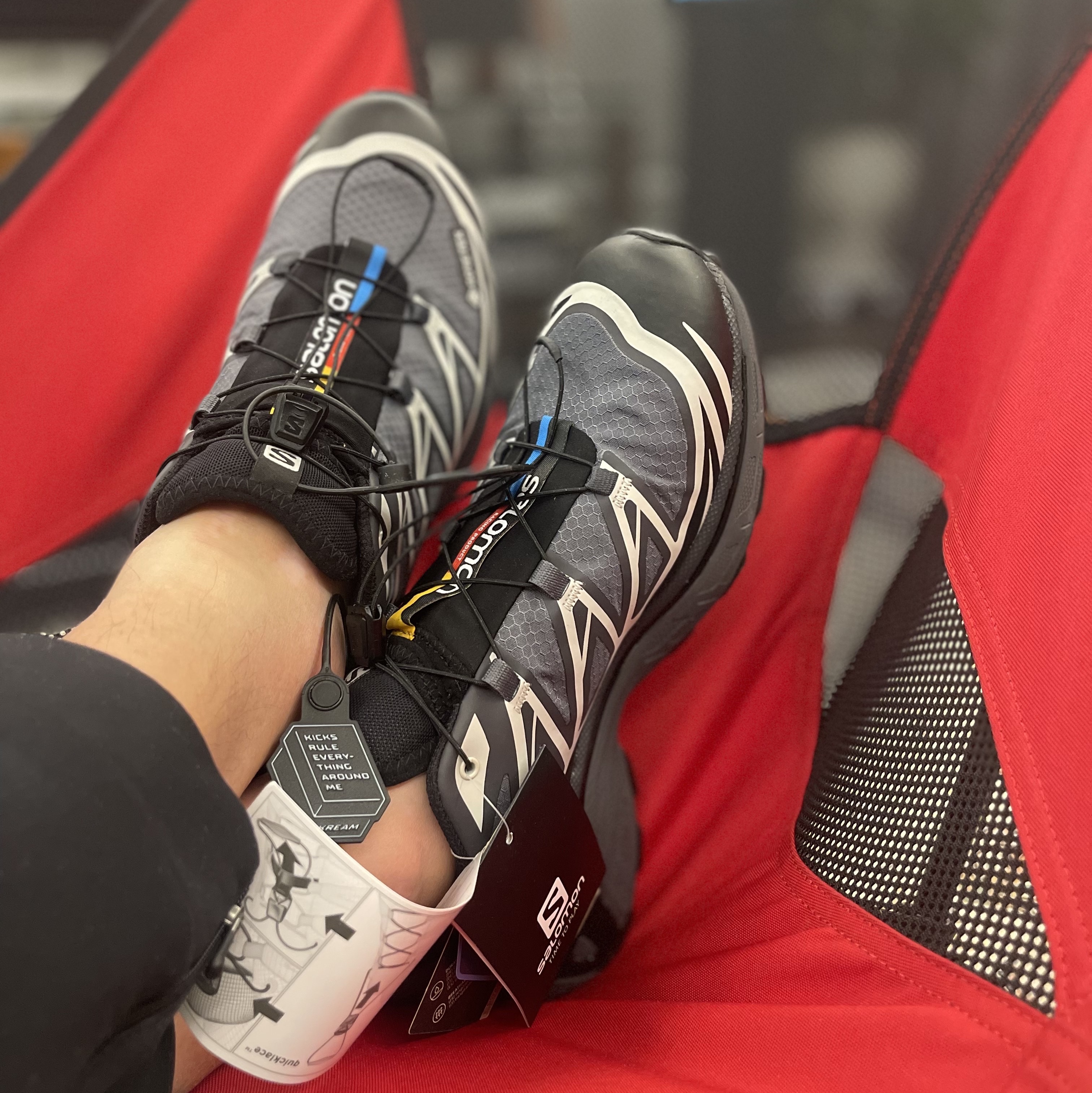 Salomon XT-6 Gore-Tex Black Ebony 착용 스타일