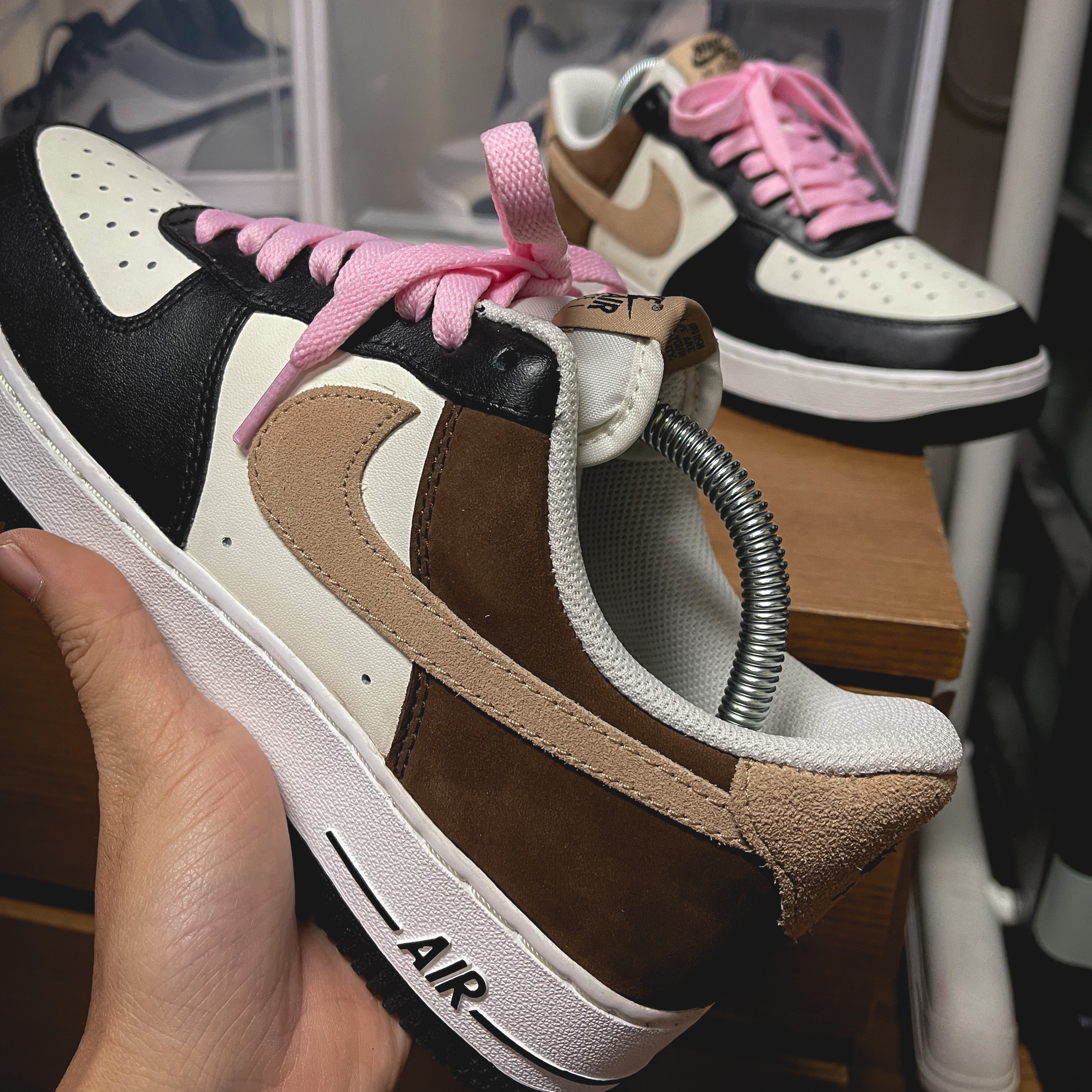 Nike Air Force 1 '07 Brown Sail 착용 스타일