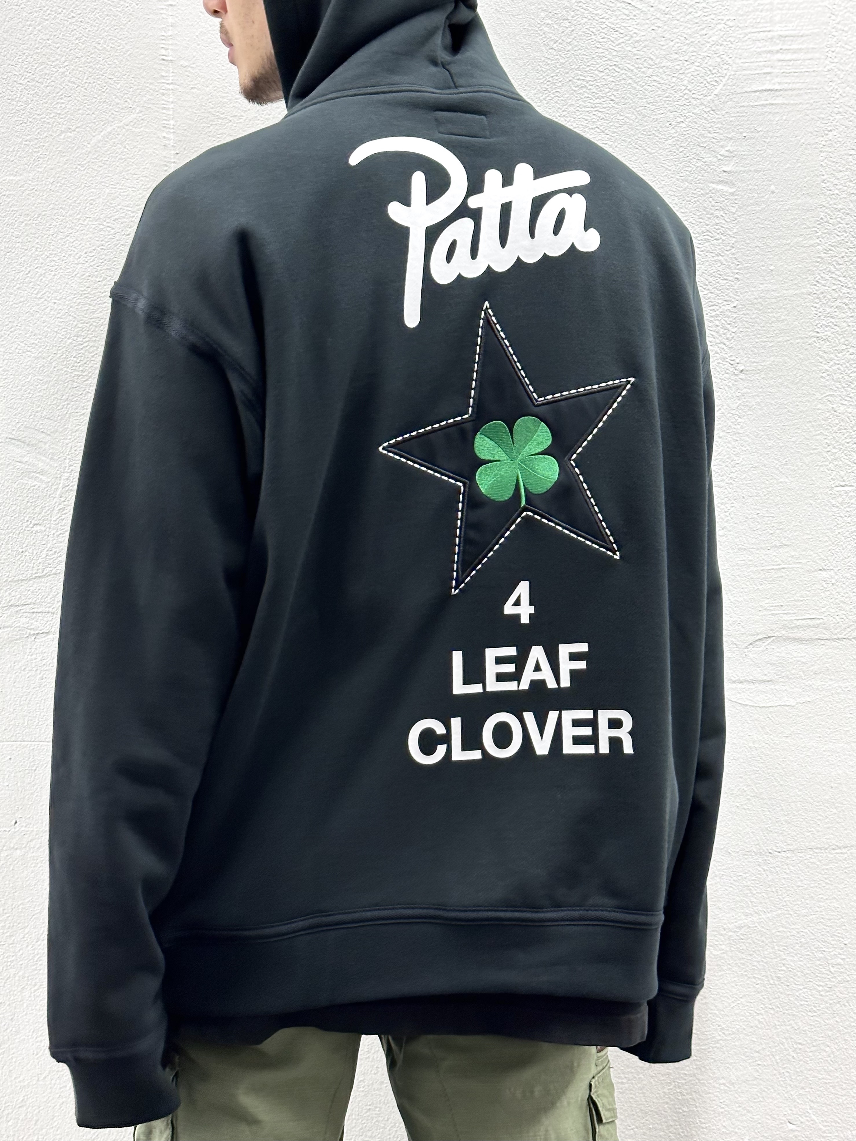 Converse x Patta Four Leaf Clover Utility Fleece Hoodie Black 착용 스타일
