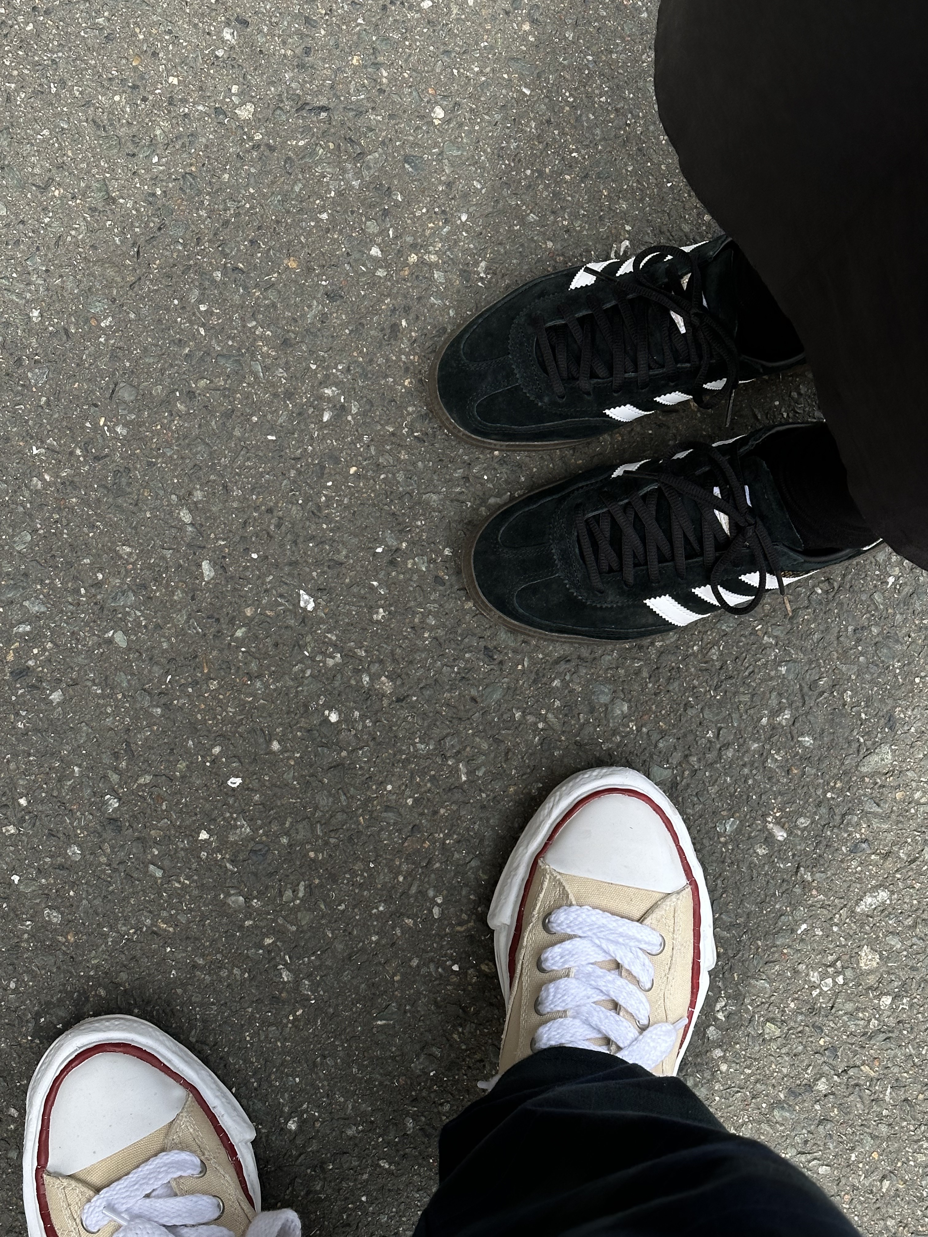 Maison Mihara Yasuhiro Peterson OG Sole Canvas Low-top Sneakers Natural, Adidas Spezial Handball Core Black 착용 스타일