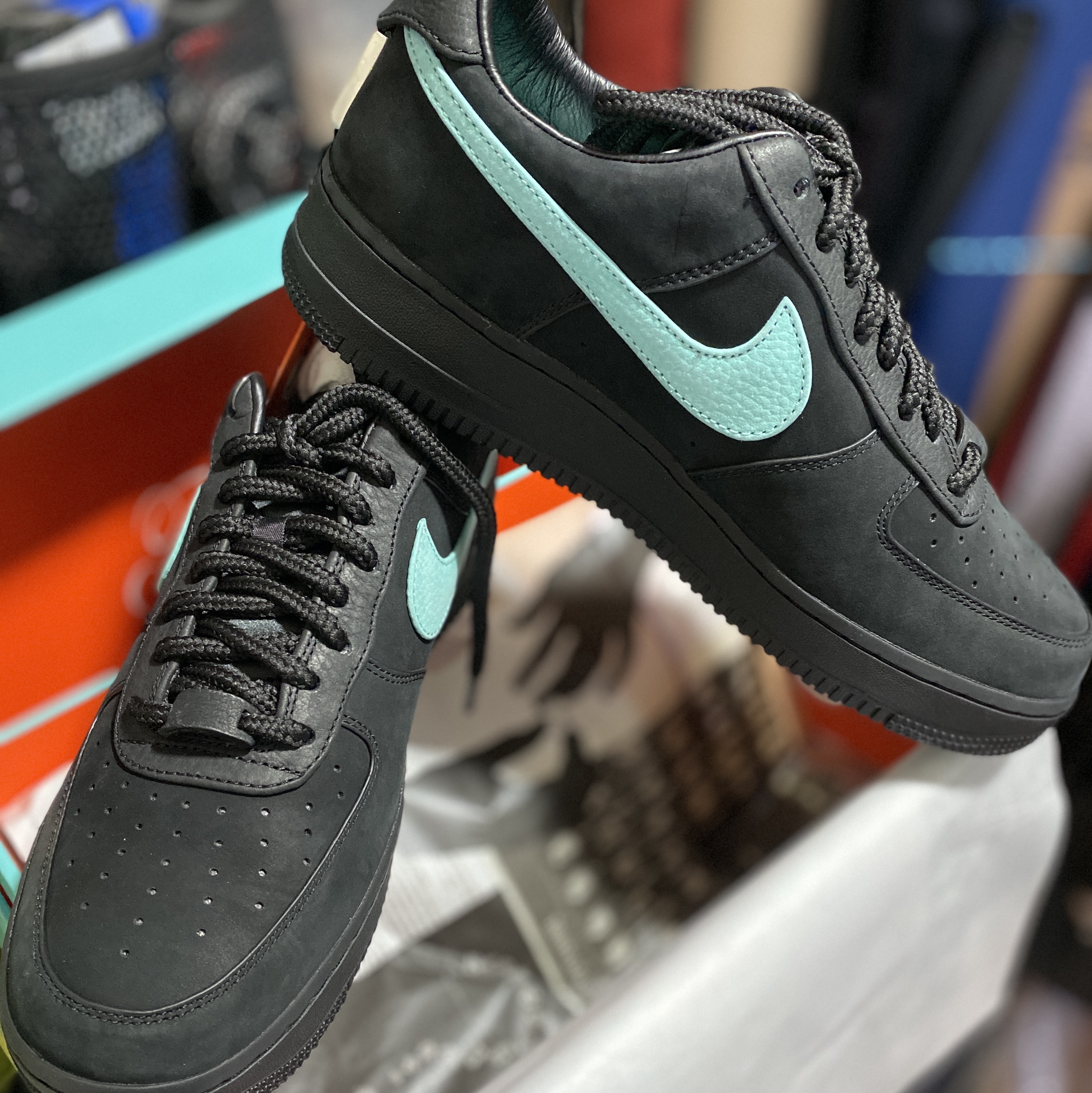 Nike x Tiffany & Co. Air Force 1 Low SP 1837 착용 스타일
