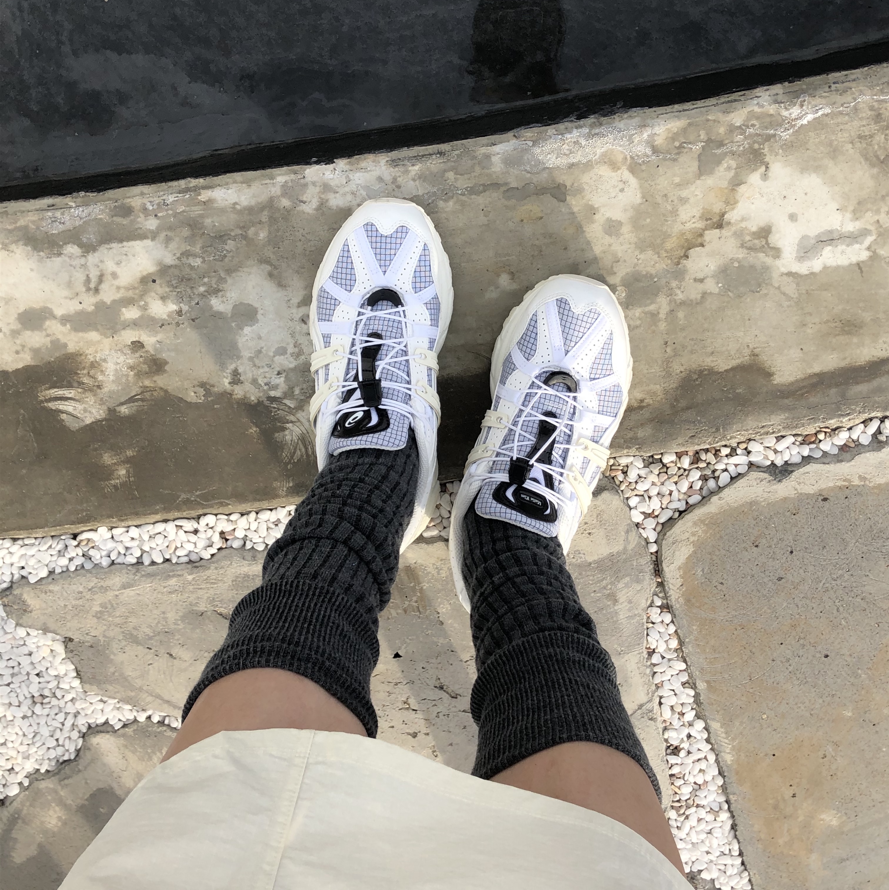 (W) Asics x Matin Kim Gel-Sonoma 15-50 Glacier Grey White 착용 스타일 - 1