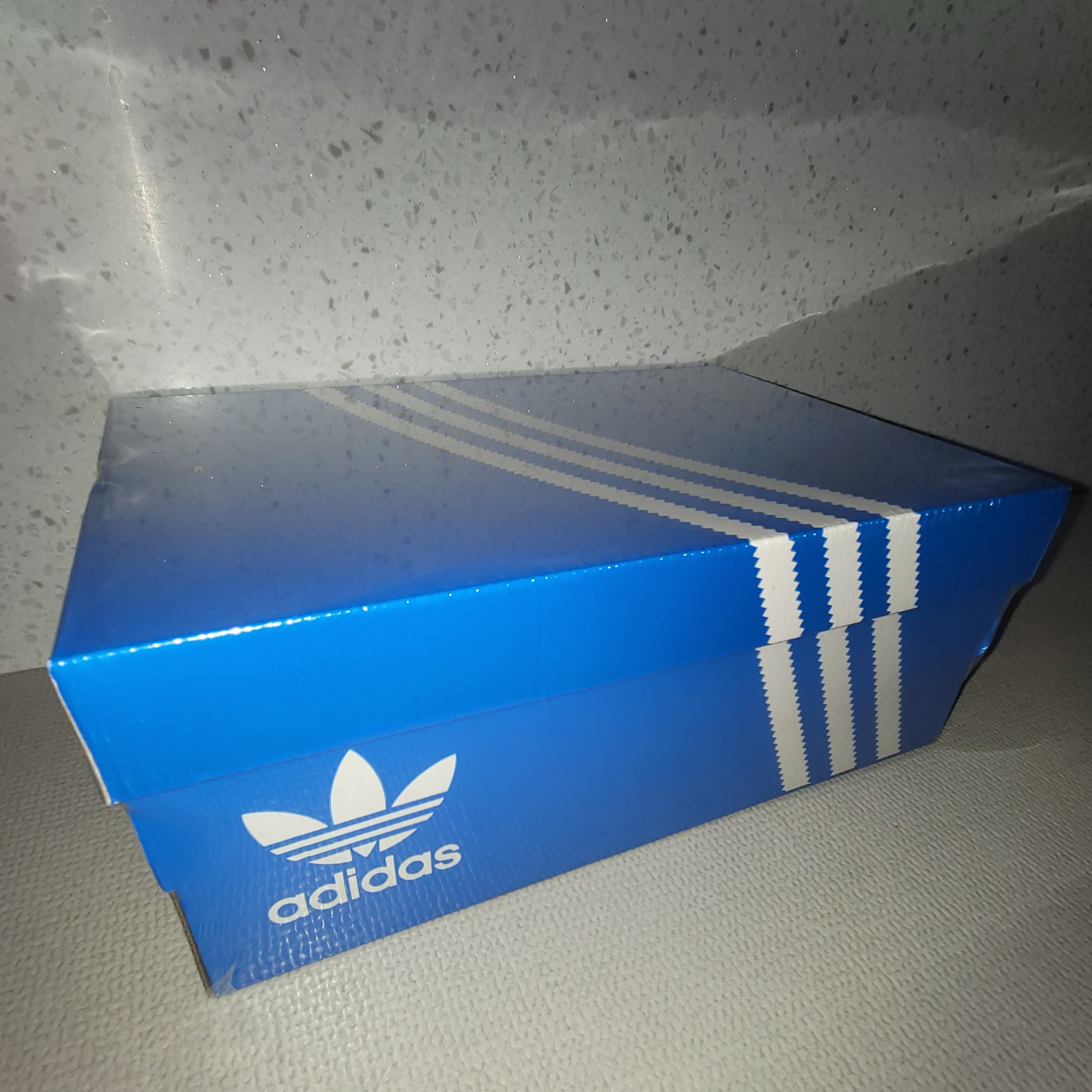 Adidas Adimatic Night Marin 착용 스타일 - 3