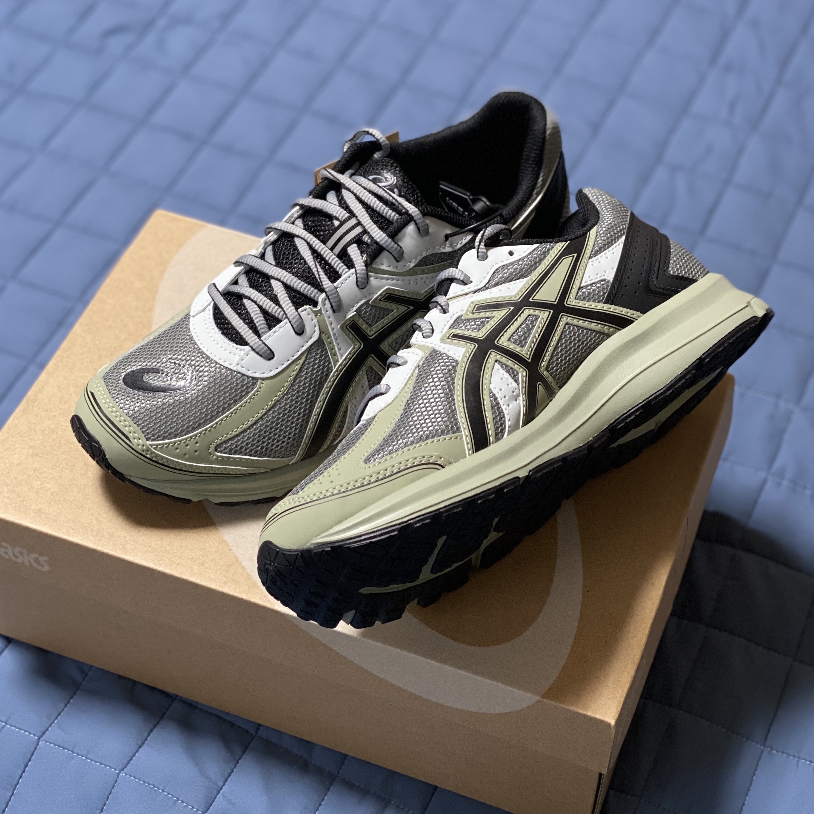 Asics Jog 100 S Sheet Rock - 2E Wide 착용 스타일