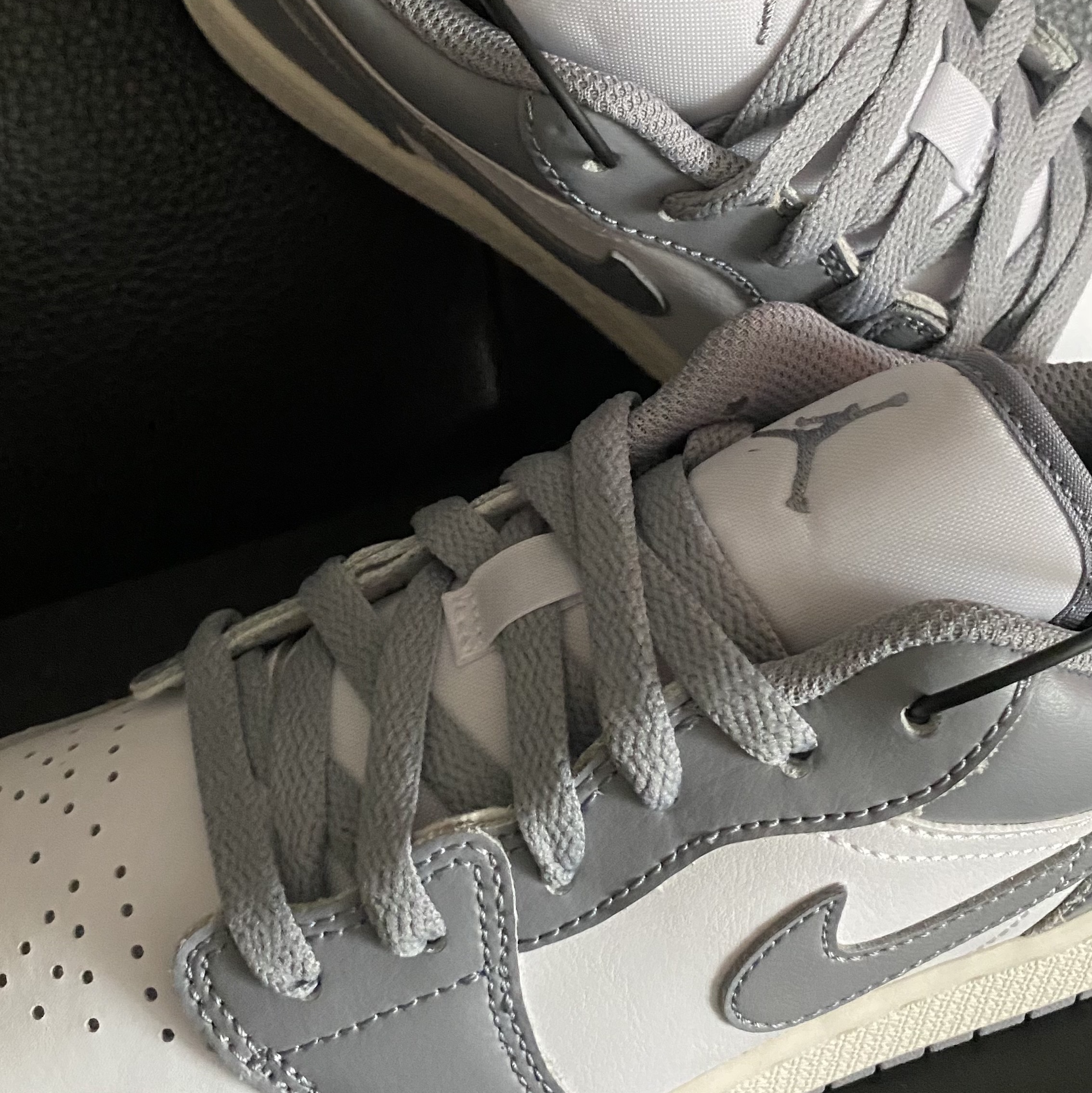 (GS) Jordan 1 Low Stealth and White 착용 스타일