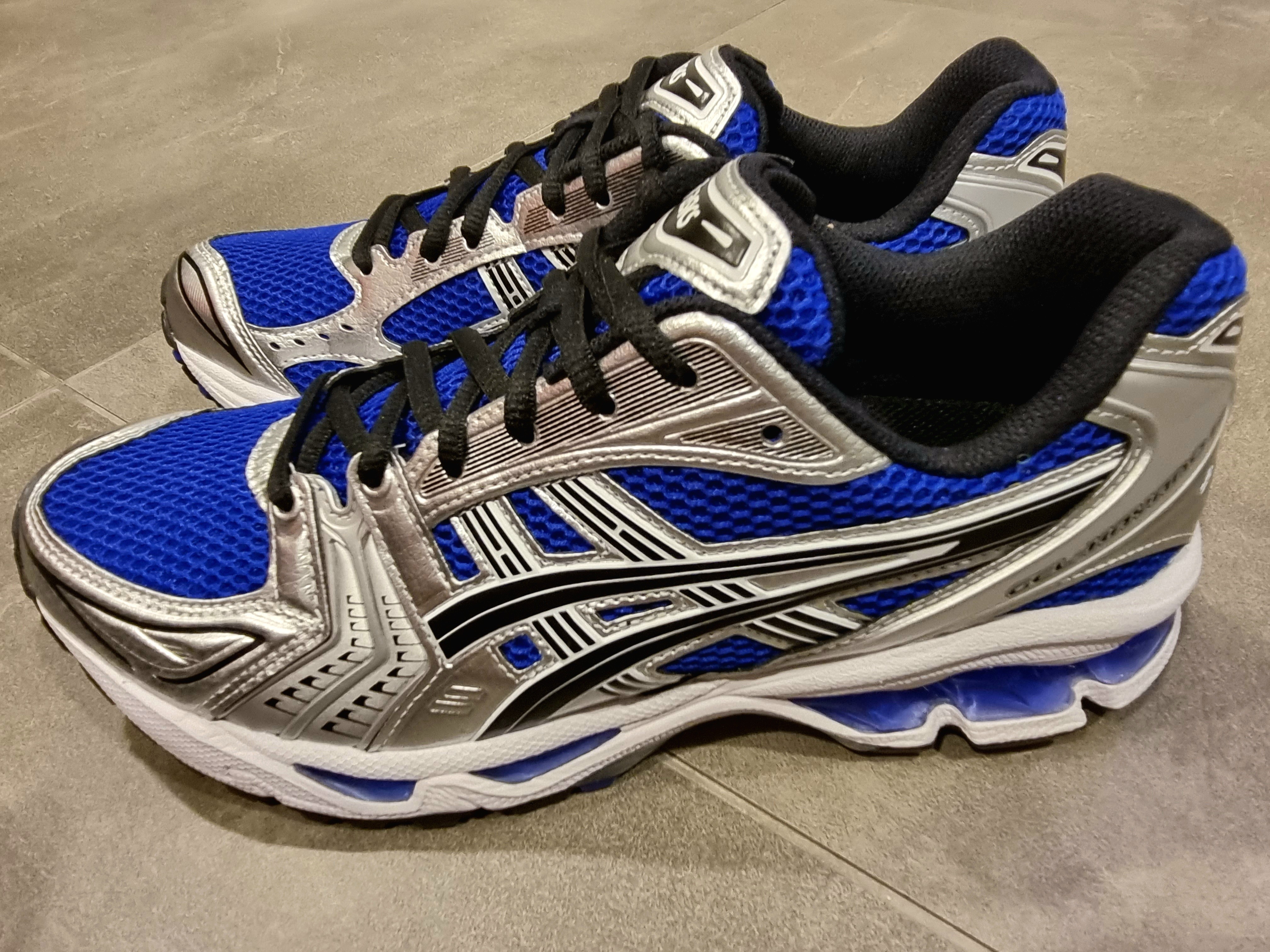 Asics Gel-Kayano 14 Monaco Blue Black 착용 스타일 - 2