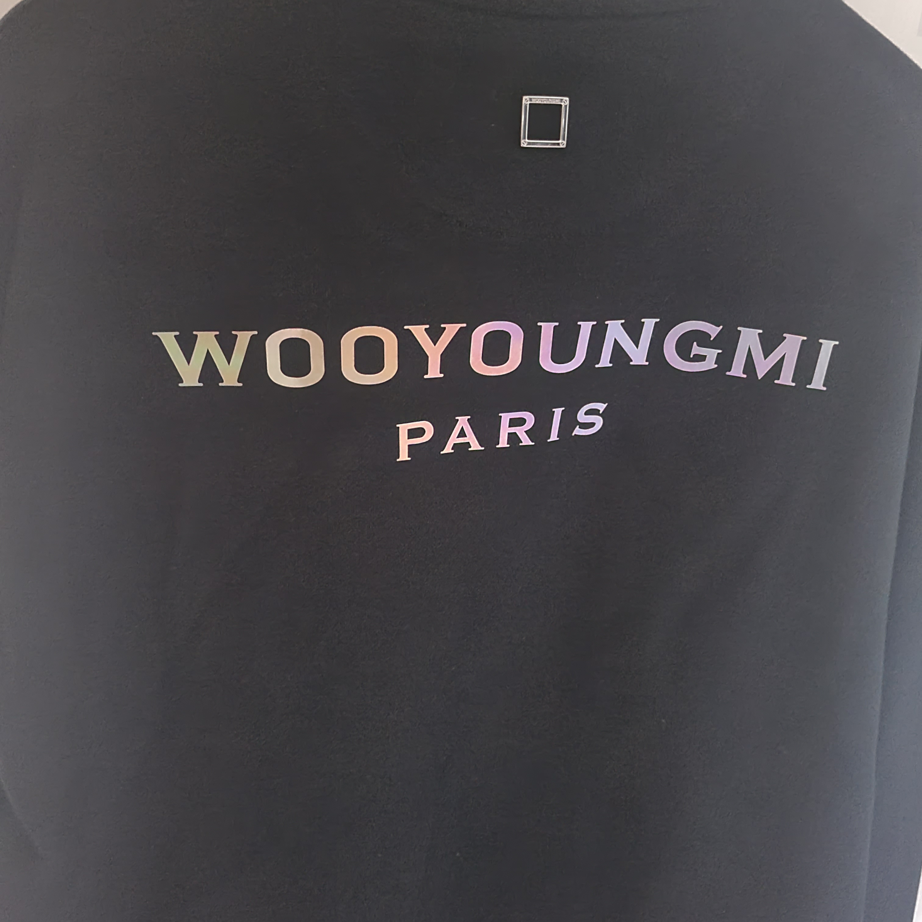 Wooyoungmi Cotton Lenticular Back Logo Sweatshirt Black - 23SS 착용 스타일