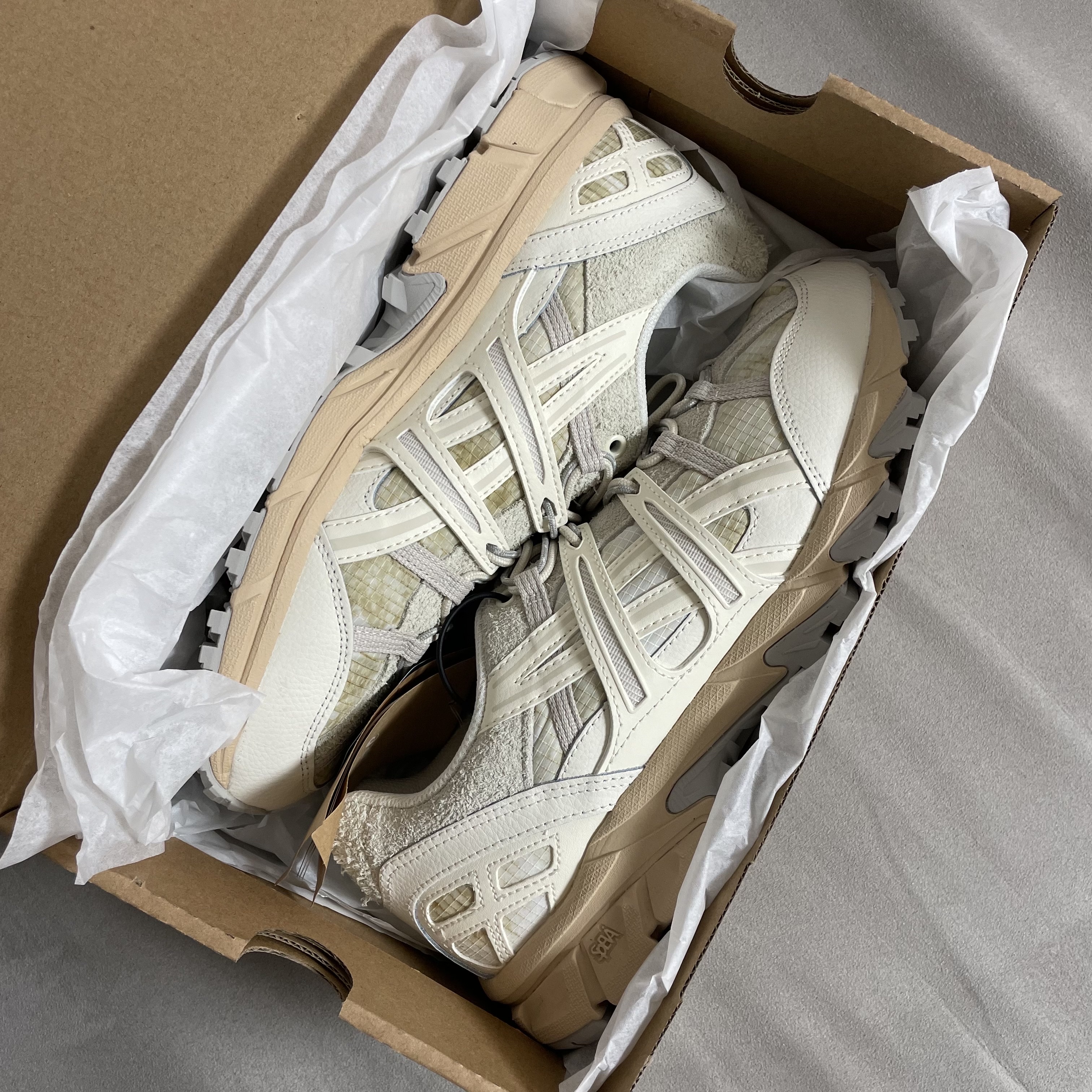 Asics Gel-Sonoma 15-50 Cream Oatmeal 착용 스타일 - 1