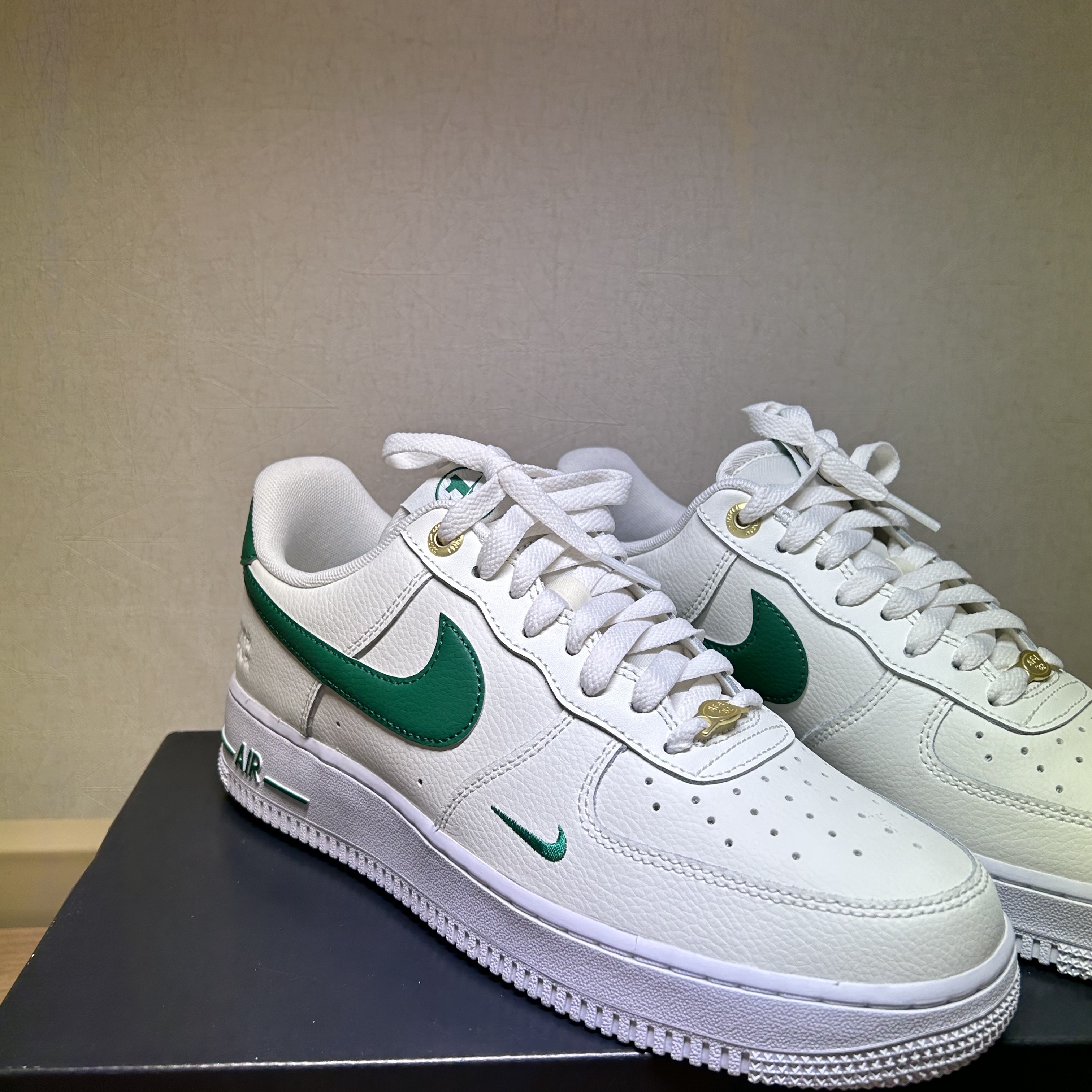 Nike Air Force 1 '07 LV8 40th Anniversary Join Forces Sail Malachite 착용 스타일