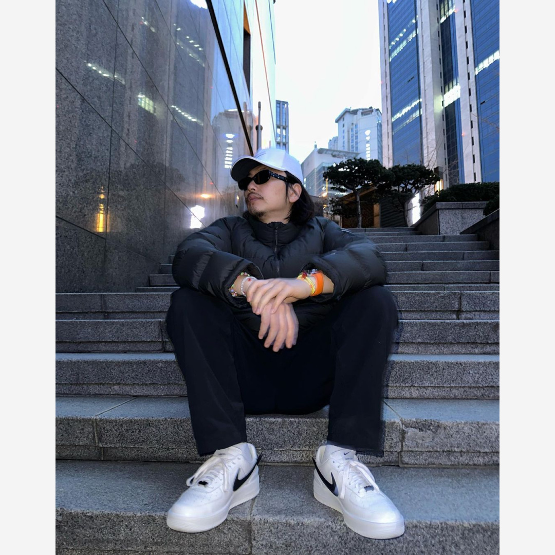 Nike x Ambush Air Force 1 Low SP Phantom, Gentle Monster x Maison Margiela MM004 Black Black 착용 스타일 - 2