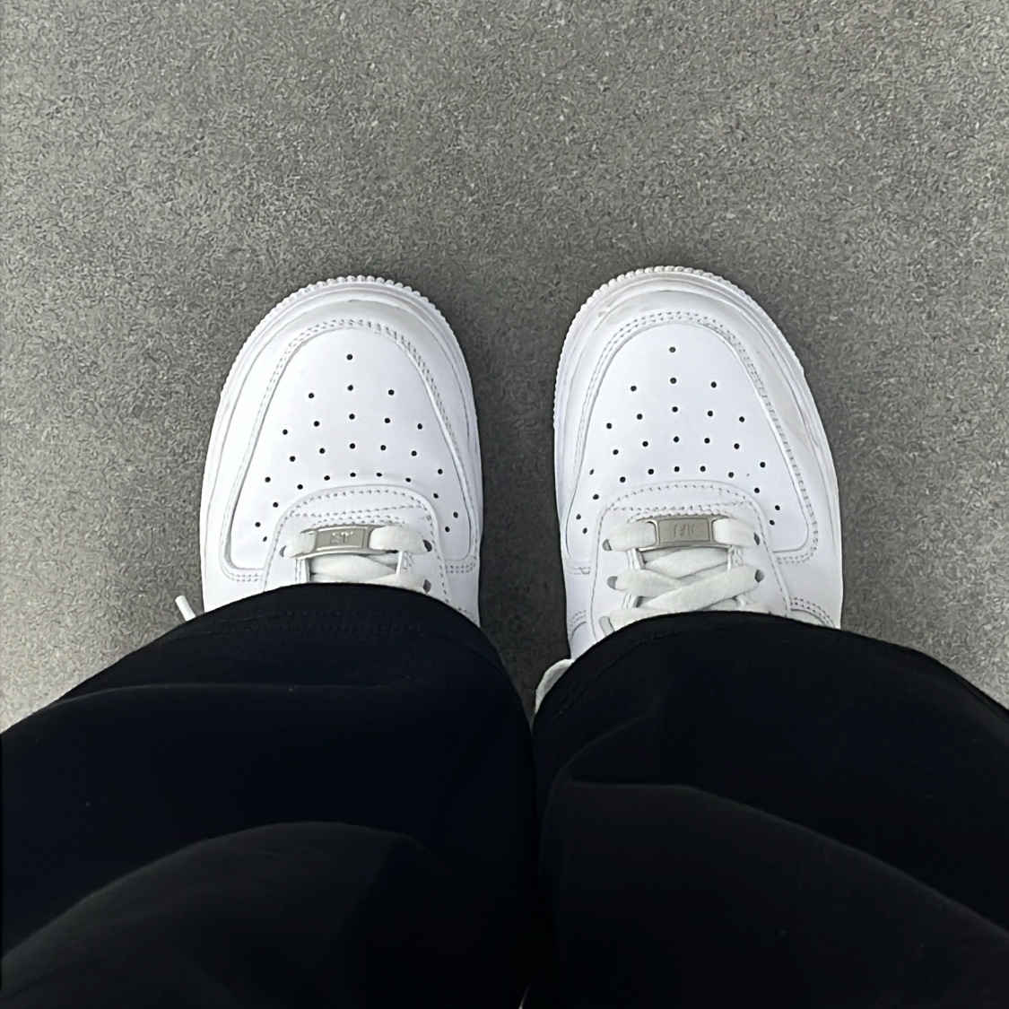 (W) Nike Air Force 1 '07 Low White 착용 스타일