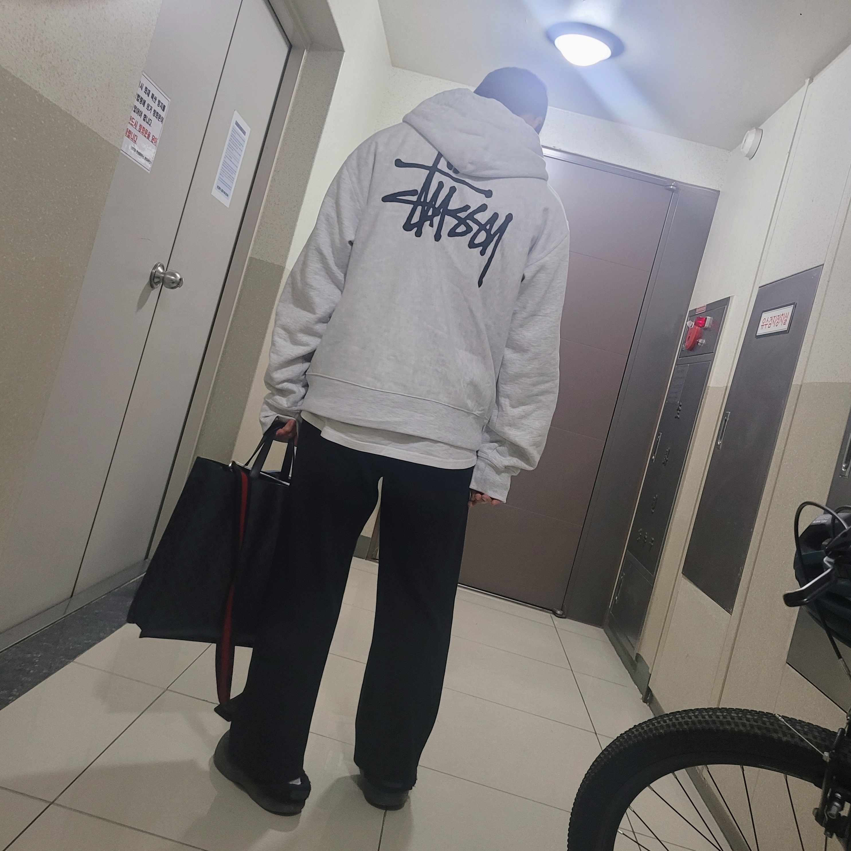 Stussy Basic Stussy Zip Hoodie Ash Heather 2023 착용 스타일