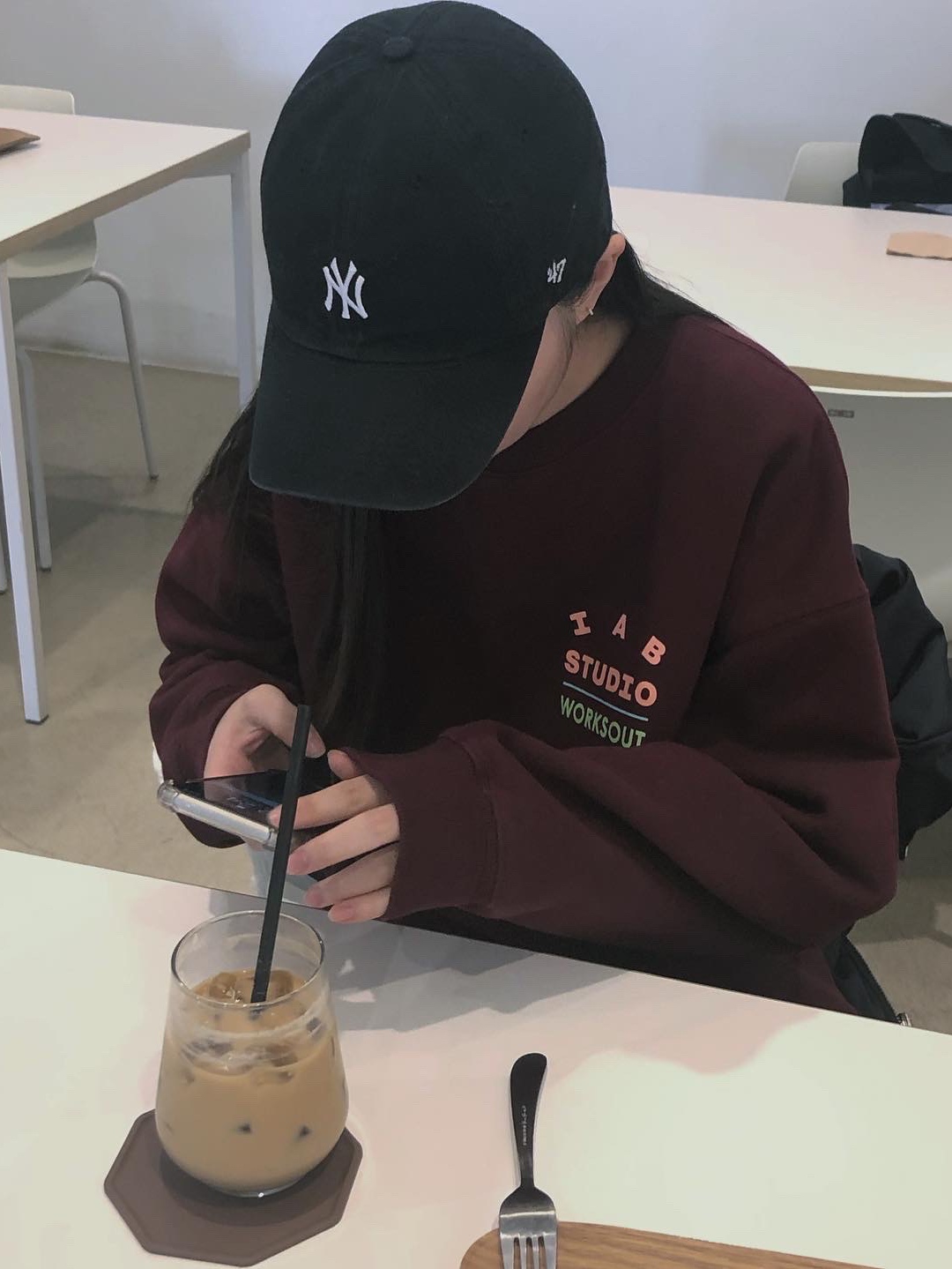 IAB Studio Sweatshirt Burgundy for Worksout - 19FW, Adidas Yeezy Boost 350 V2 Cream/Triple White 착용 스타일 - 1