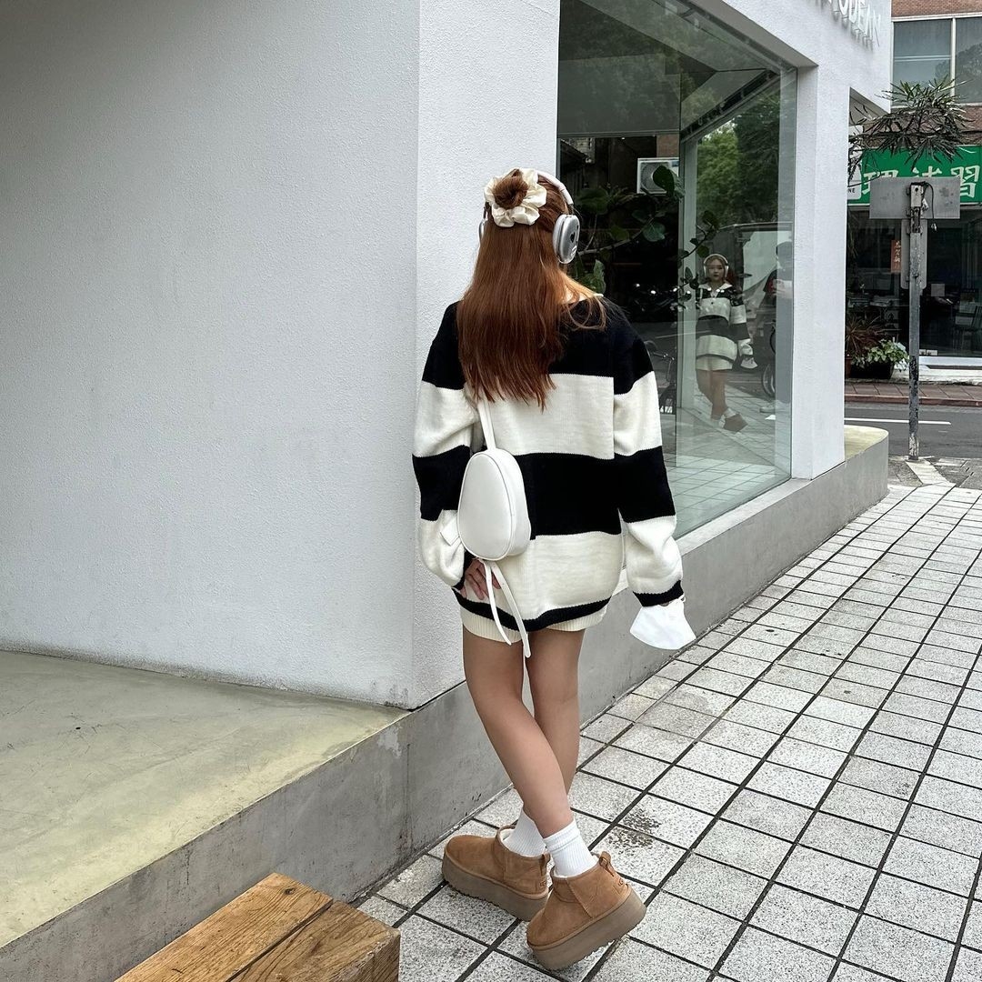 Nieeh Women Bean Bag White, Apple AirPods Max Lightning Silver (Korean Ver.) 착용 스타일 - 2