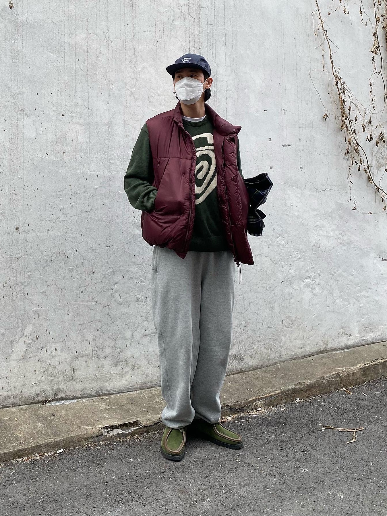 Stussy Curly S Sweater Green, Nike x Stussy NRG ZR Fleece Pants Heather Grey - US/EU 착용 스타일 - 2