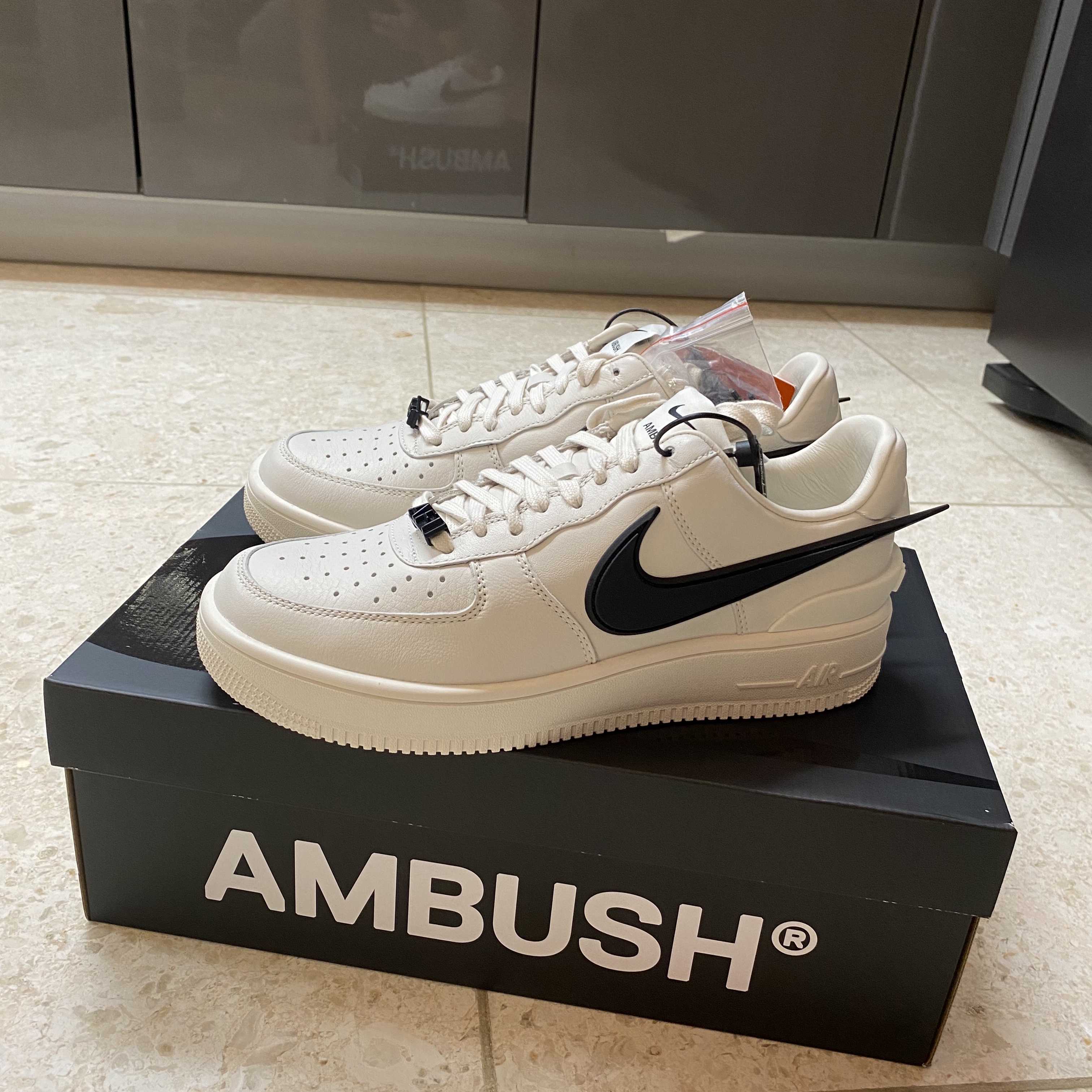 Nike x Ambush Air Force 1 Low SP Phantom 착용 스타일